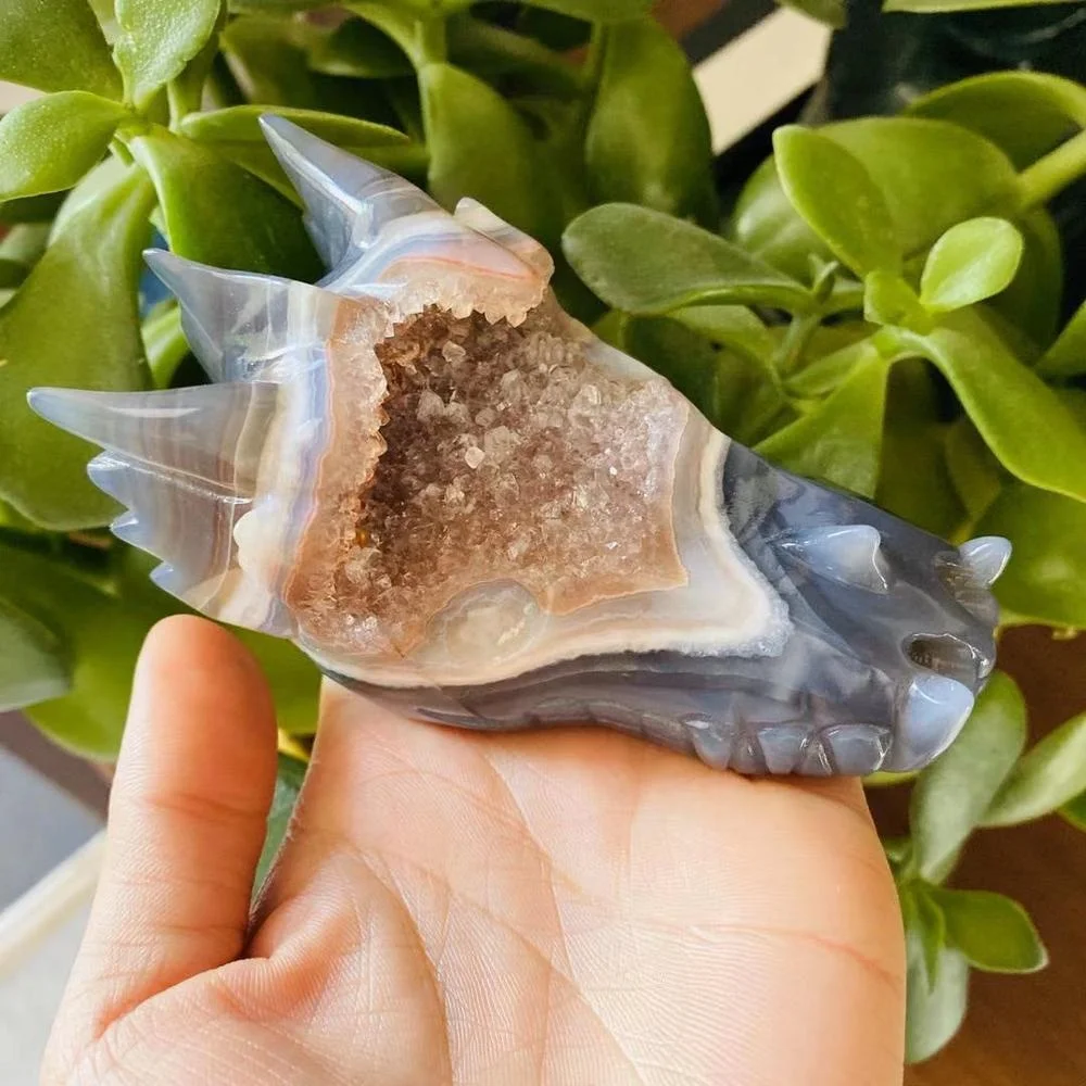 Wholesale Natural Carved Agate Geode Dragon Head Skulls Crystal Crafts Druzy Agate Dragon For Fengshui Decoration