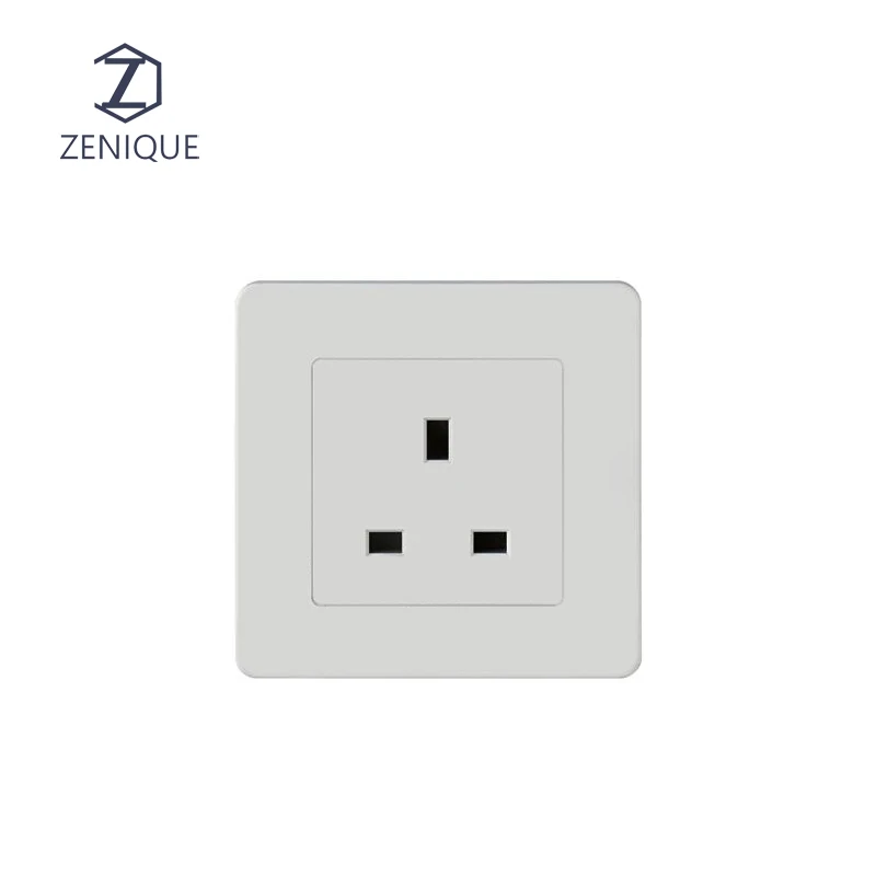 Wholesale High Quality UK Standard 86*86 MM Power Outlet Electrical Accessories White British Wall Socket