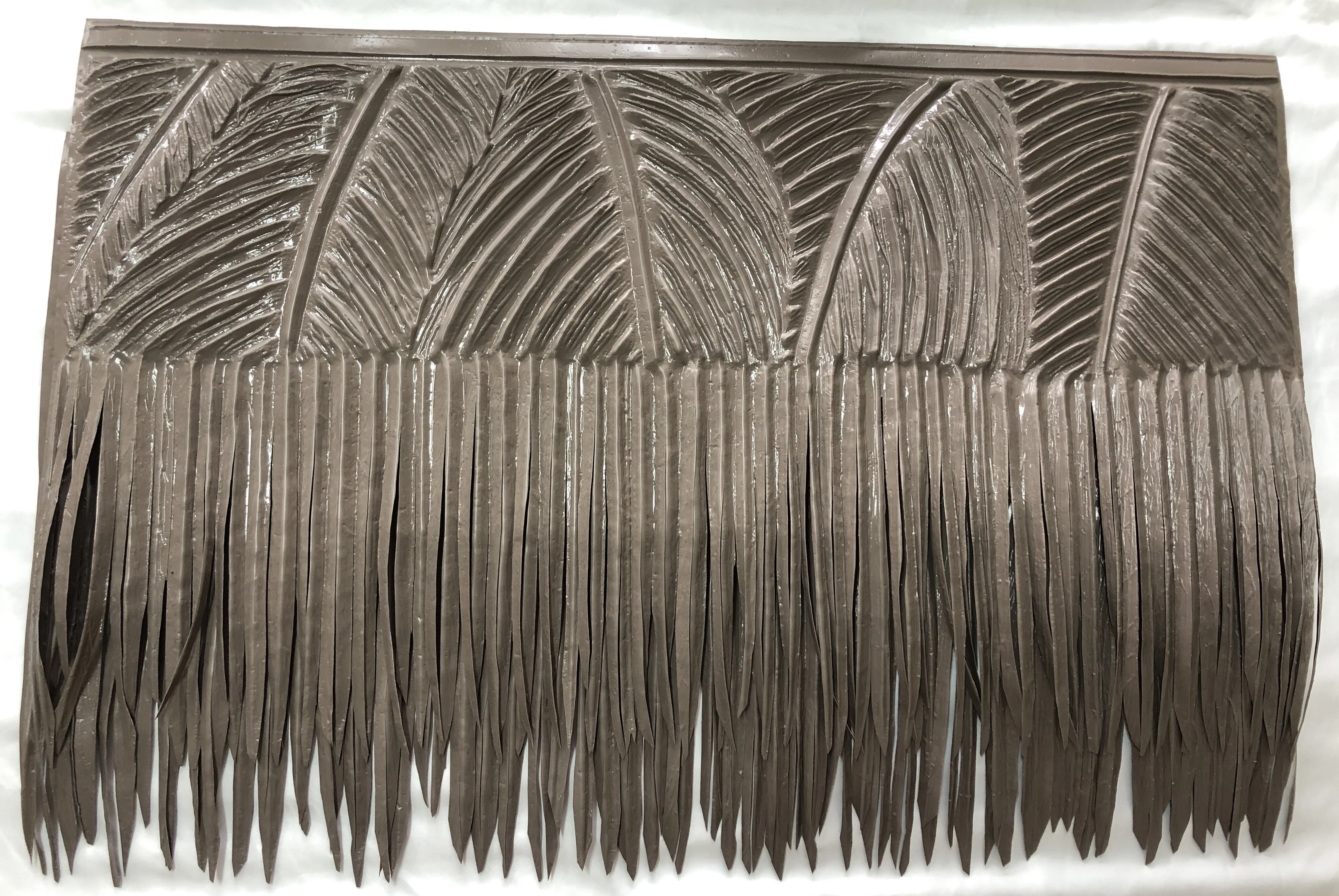 
Outdoor use fireproof and waterproof synthetic palm thatch roof 