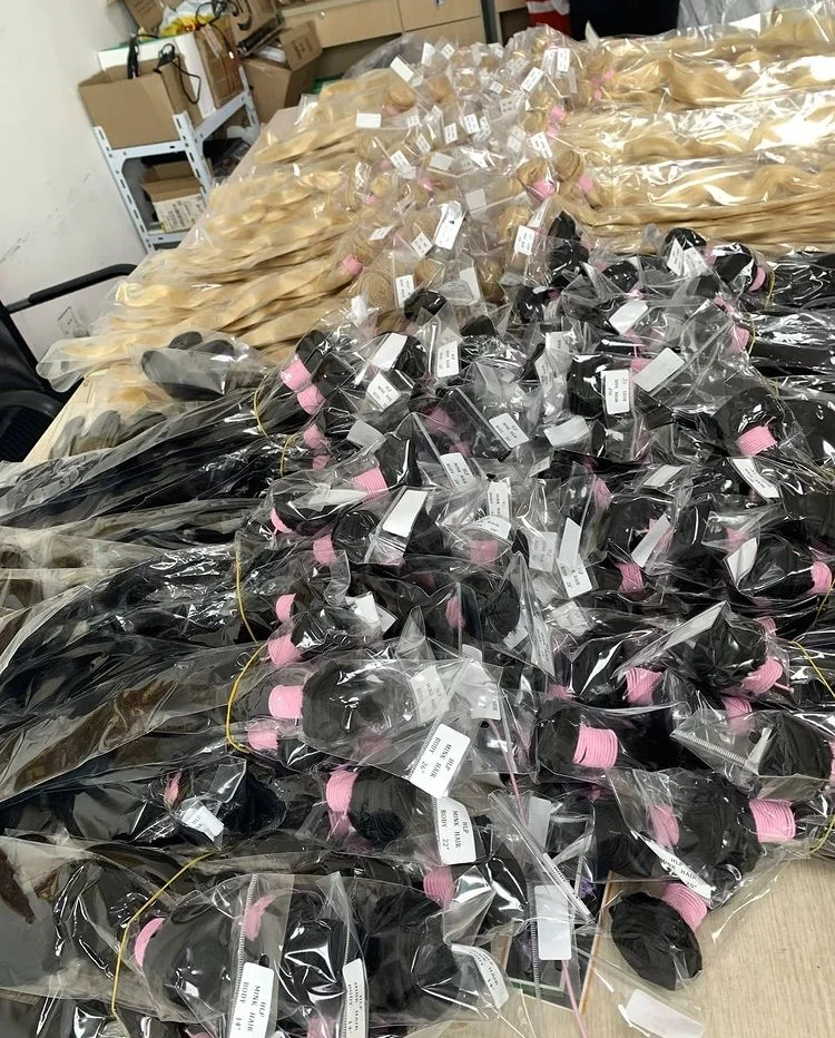 100Human Hair Bundles Wholesale Kinky Curly Weft Hair Extension Weft Body/Deep Wave Nature Color Straight With Baby Hair