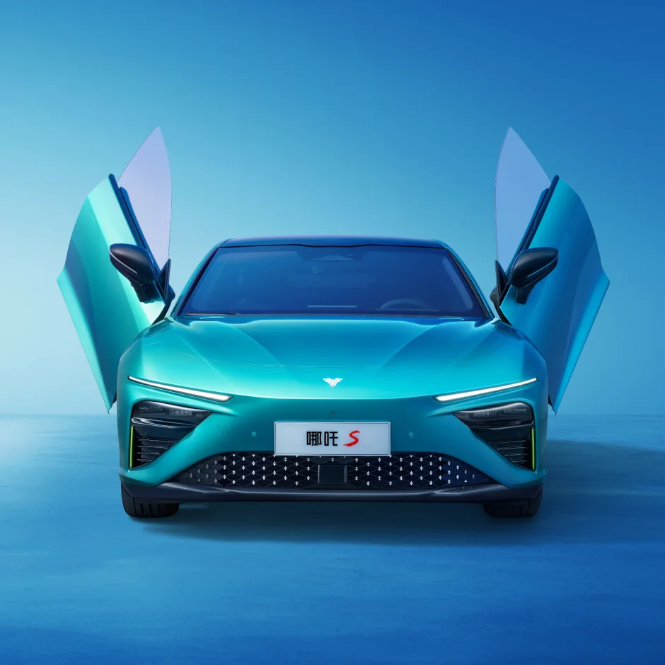 Hybrid Car Neta S 4-door 5-seat Sedan Large Space Neta S New Energy Vehicle EV Electric sport Car