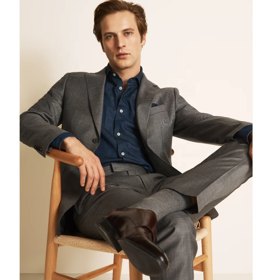 Grey polyester wool fabric made jacket shirt vest pant 4 pieces custom italian mens formal business wool suits