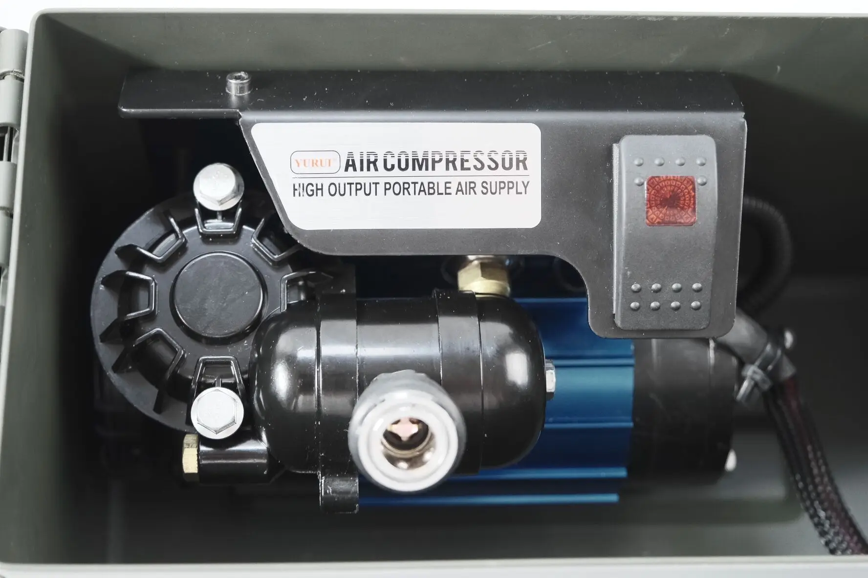 new style metal high quality 12 volt air compressor  portable single cylinder air pump in  the bullet box