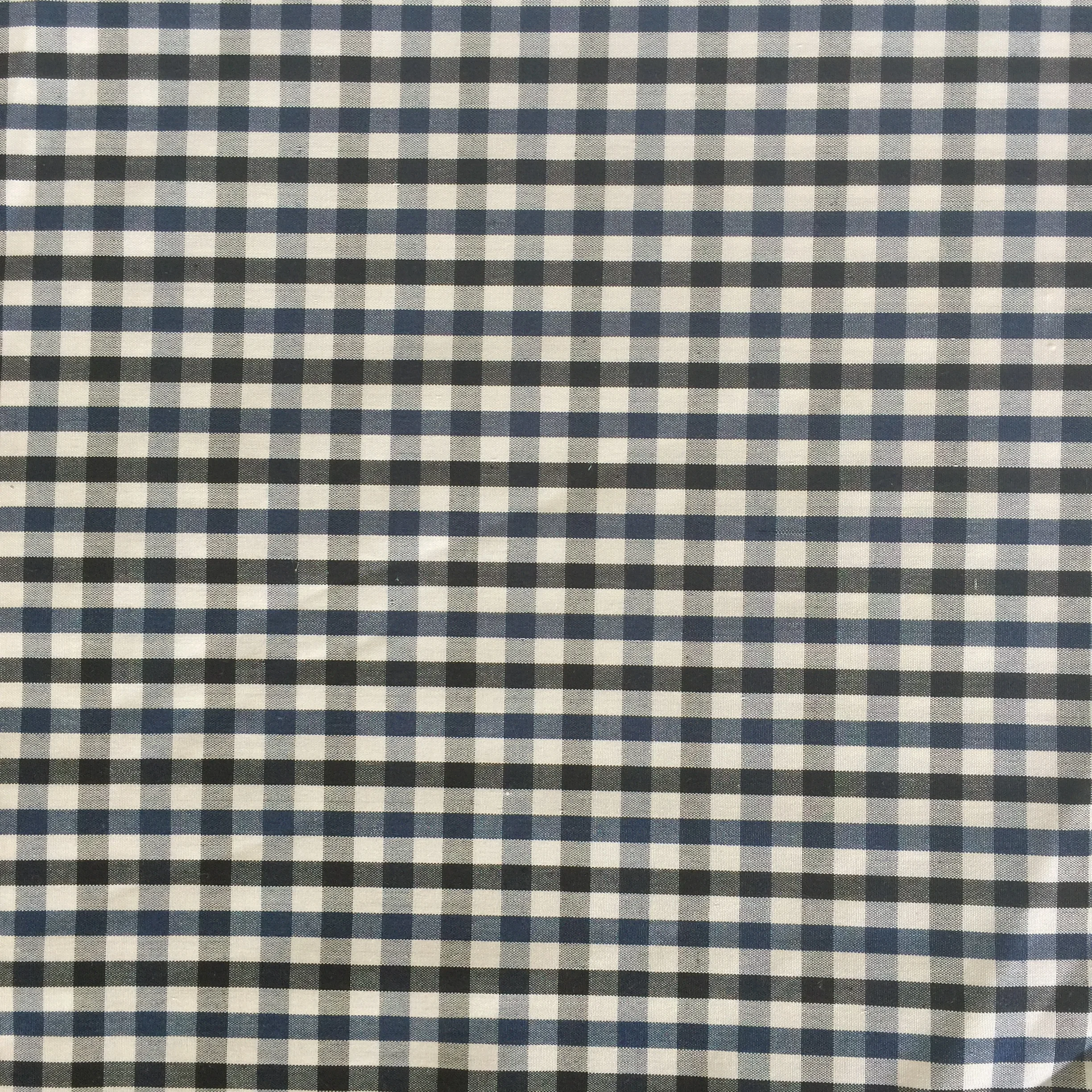 Крученая шелковая Тафта