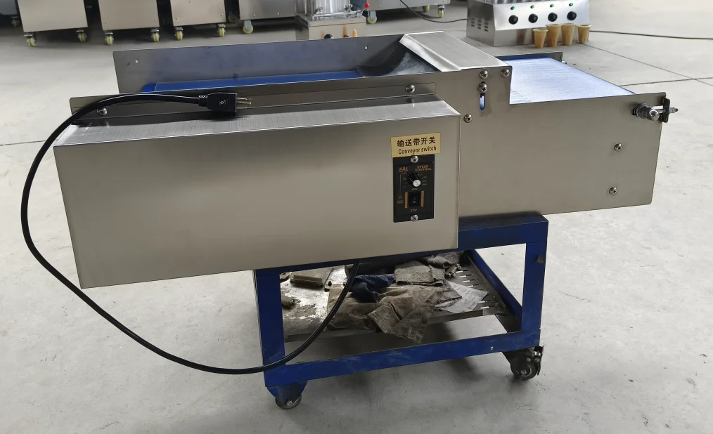 Full Automatic heel shaping machine Automatic croissant bread forming machine Croissant Making Rolling Machine for bakery