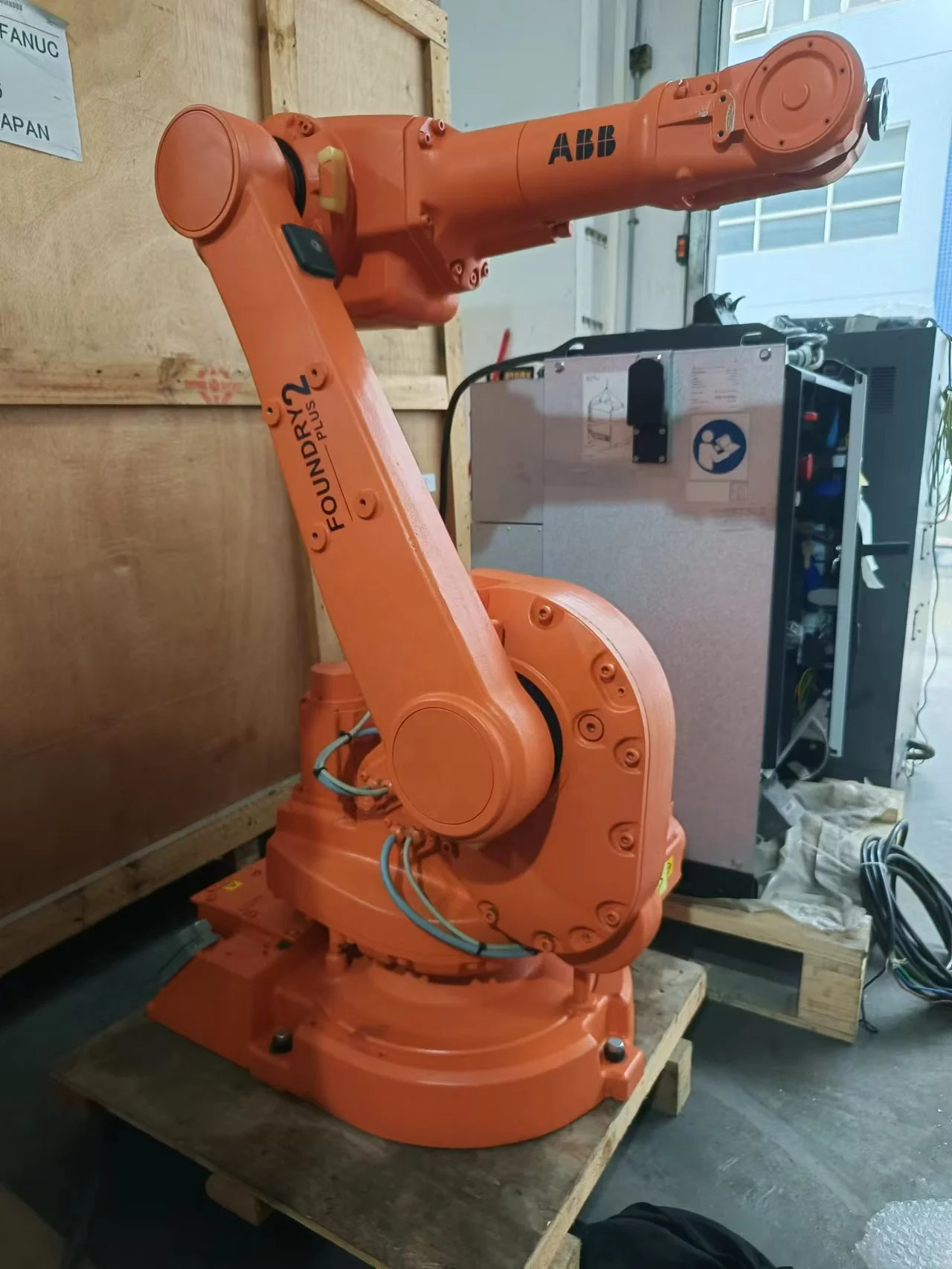 Robot Pack ABB IRB 1600 with Payload 10Kg Reach 1450mm Automatic Machine 6 Axis Robot