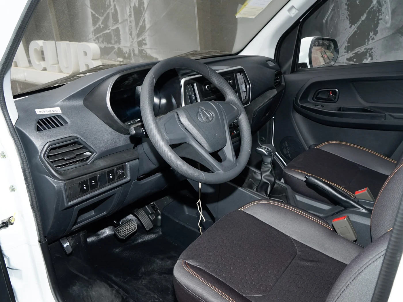 CHANGAN cheap New energy vehicle new mini ev car left hand drive cargo trucks small electric cargo van