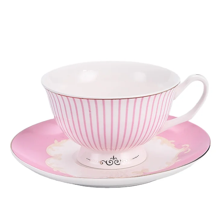 
European Style Many Colors Stripes Patterns Ceramic Red Tea Cups and Saucer Sets 