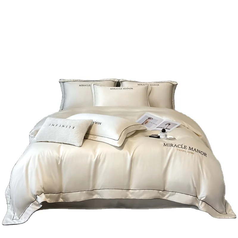 European Luxury Aristocratic New Arrival patchwork yellow gold red color Double-sided 100% Charmeuse silk bedding set