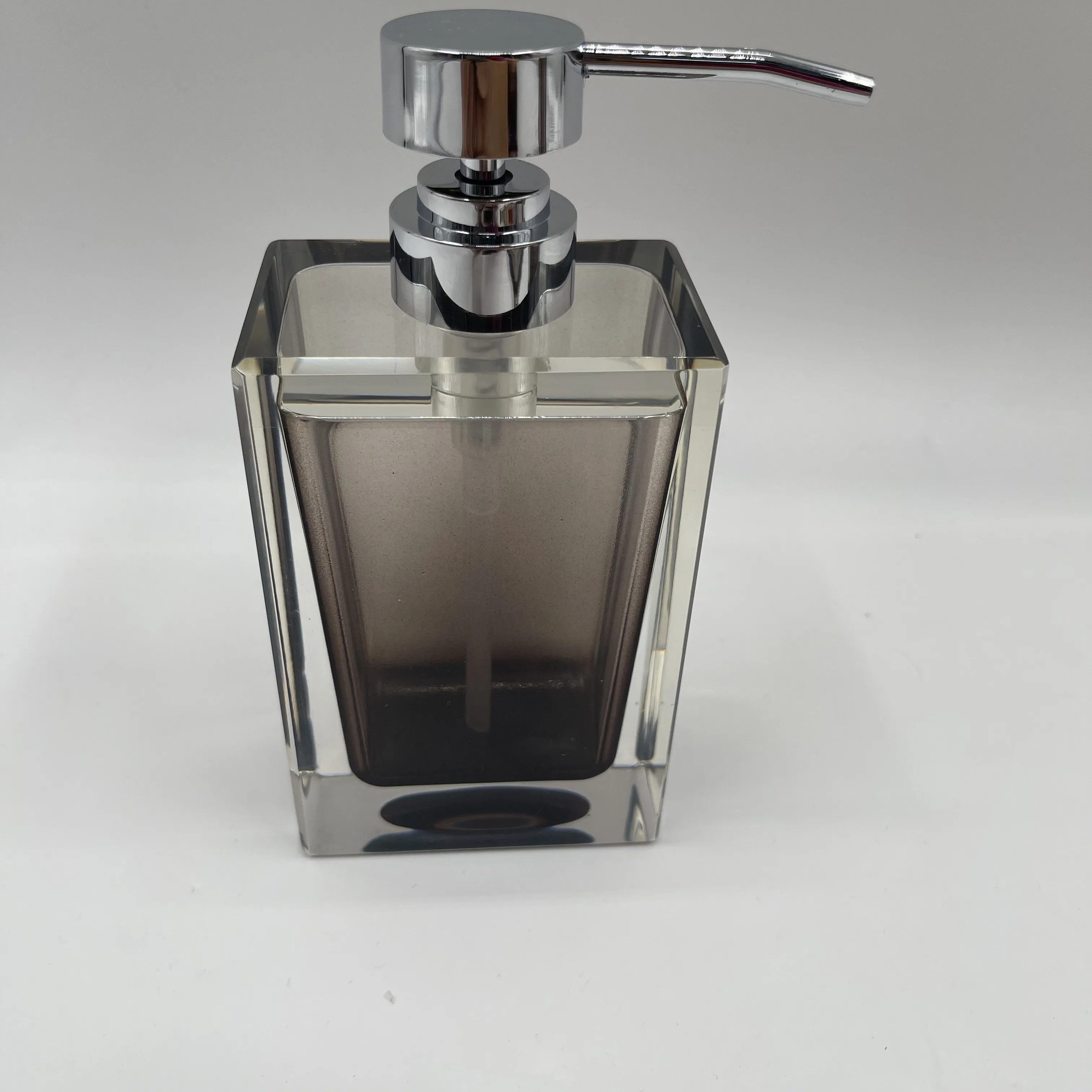 Amazon Hot Selling Bathroom Accessories sets tooth paste dispenser