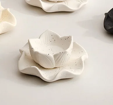 Korean Style Tabletop Decor Flower Shape Ceramic Tea Light Candle Holder