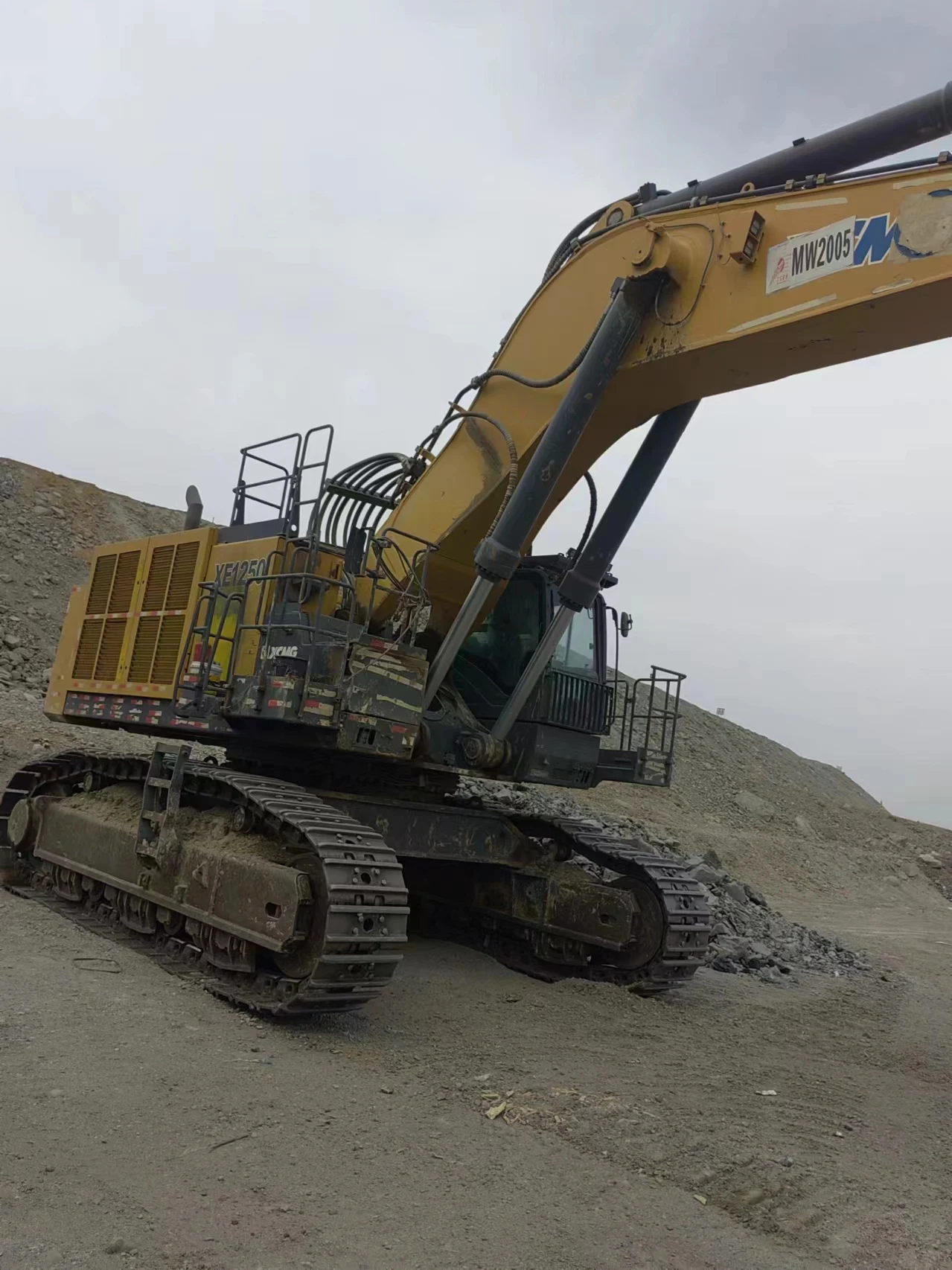XCMG Official XE1250 2020 Year Mining Excavator 115ton Used Large Coal Mining Excavator Price