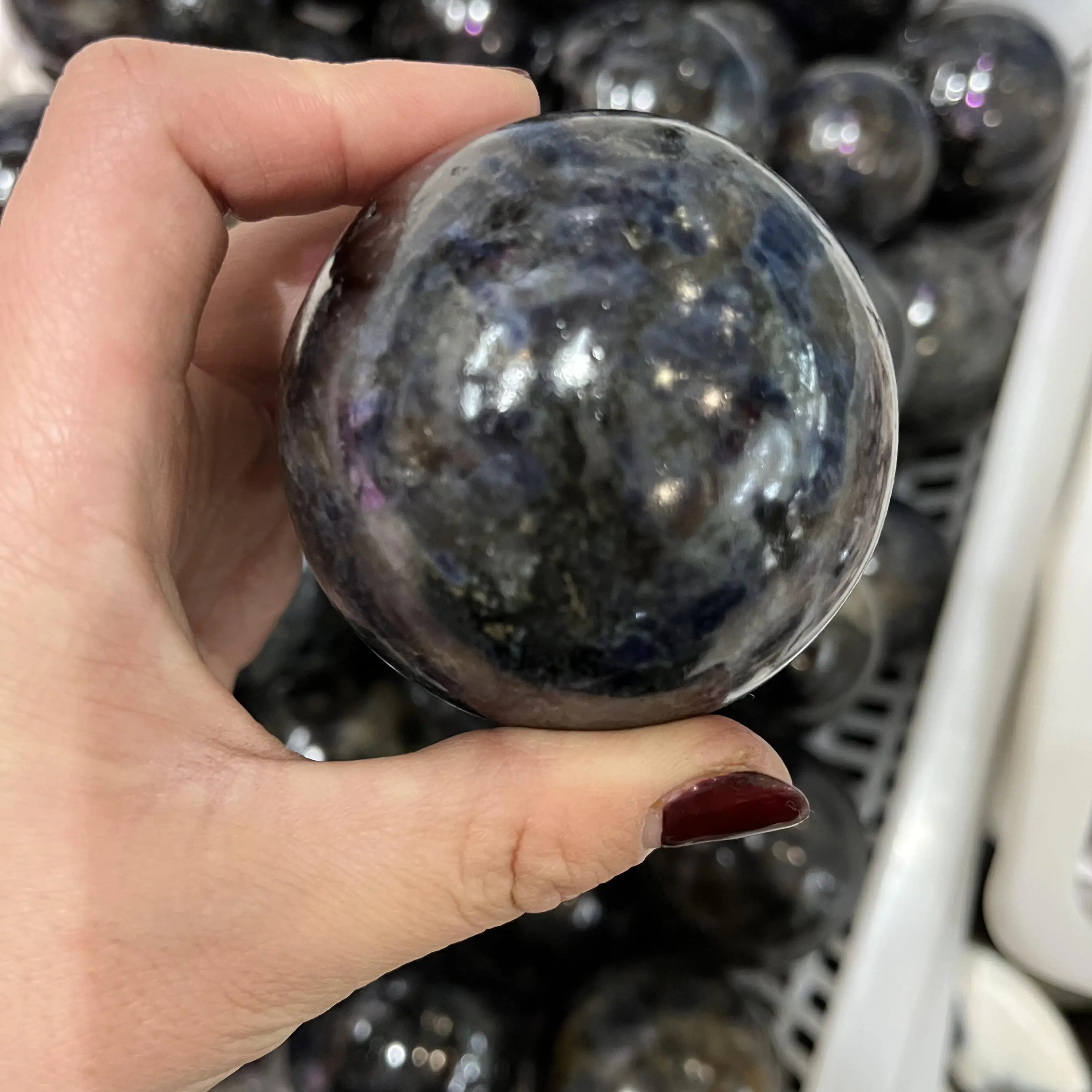 Natural blue quartz crystals healing spheres dark blue iolite crystal balls for home decoration
