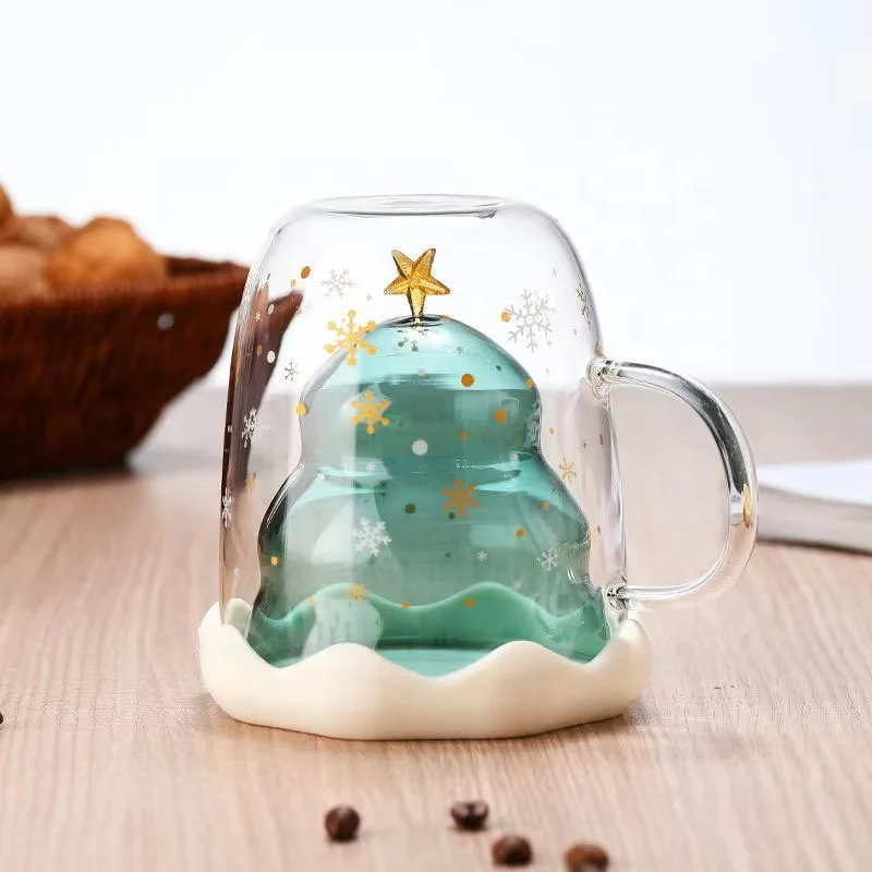 Hot Selling High Borosilicate Glass Mugs Christmas Gift Double Wall Glass Cup 300ml Christmas Tree Mugs with Santa Clause Lid