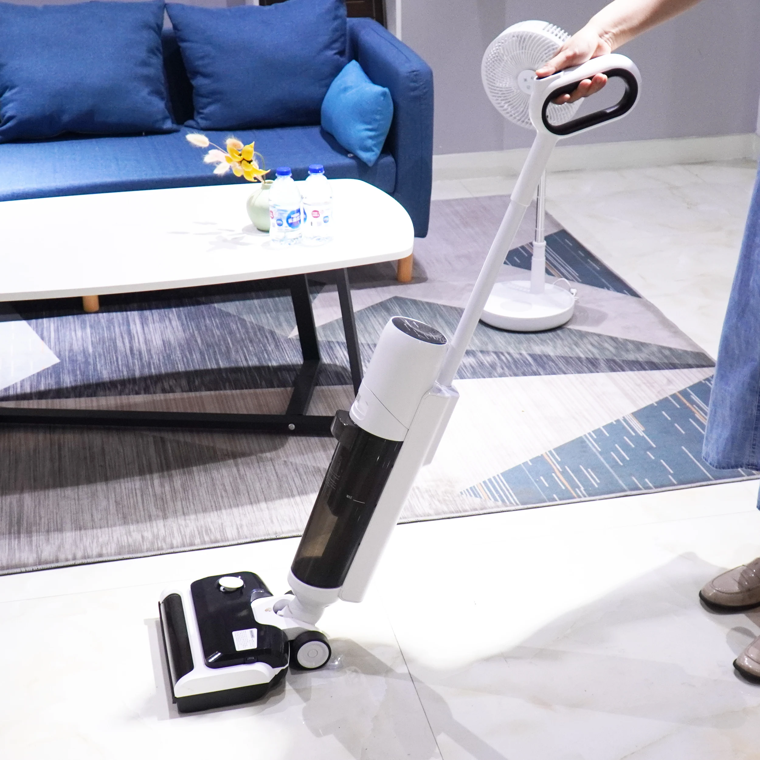 Household battery Wireless Cordless Handheld Wet And Dry Vacuum Cleaner Floor Washer