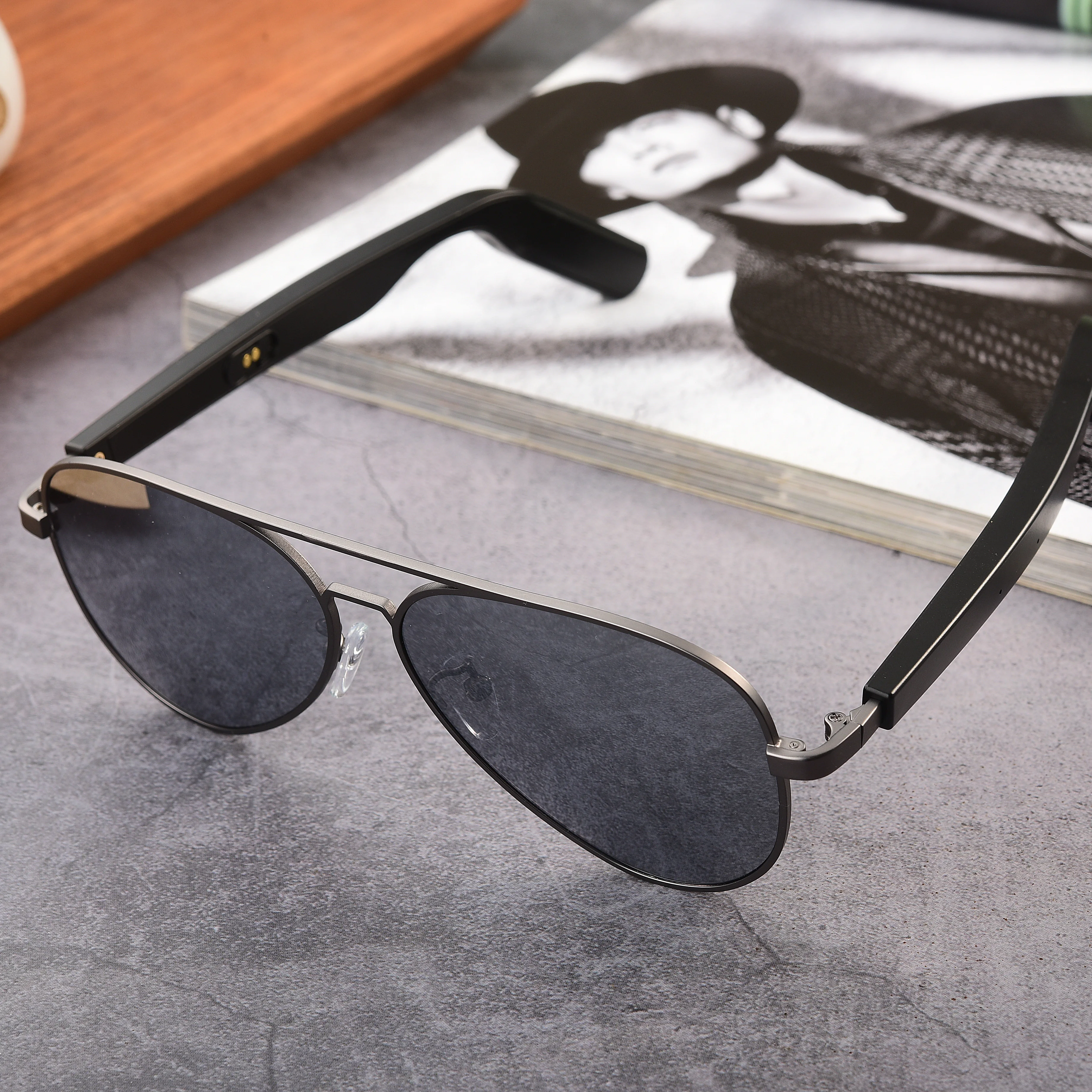 New Smart Bluetooth Headphone Glasses Driving Stereo Bluetooth Glasses Headset Portable Bluetooth Sunglasses