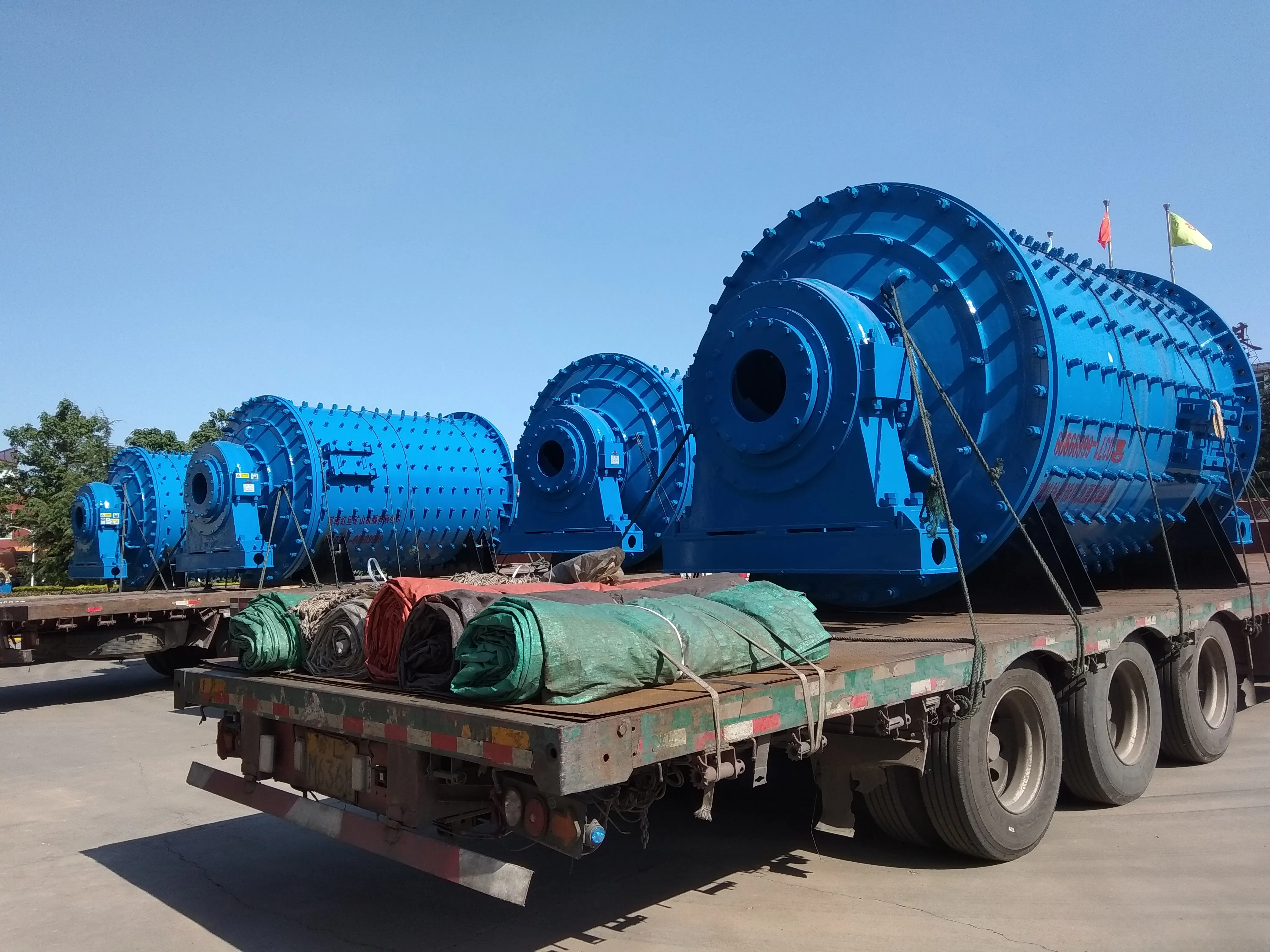 The Most Sold 2025 Promotional Price 2 Ton Stainless Steel Limestone Ball Mill/Mining Ball Mill Price Ball Mill Grinding Machine