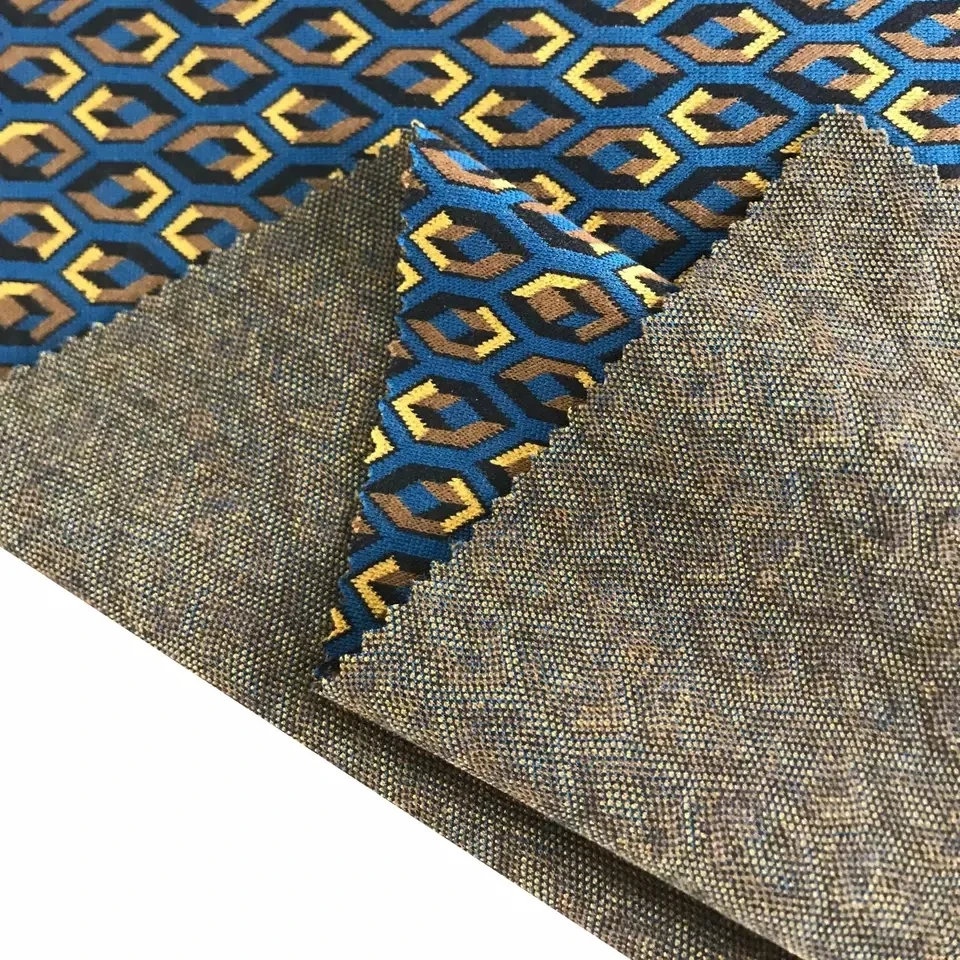 Luxury geometric design stretch jacquard hexagonal pattern yarn dyed jacquard knit fabric for Garment