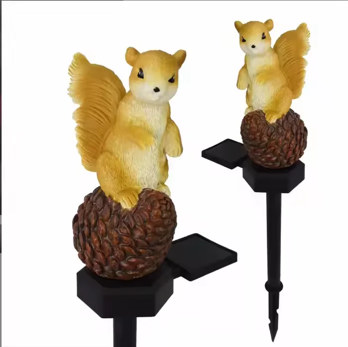 Solar Lawn Lamp Squirrel Landscape Lighting Resin Animal Cartoon Lamp Decoration Lighting Spike Solar Garden Light
