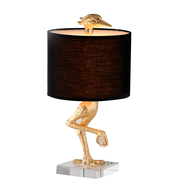 Hot Design Special Design Animal Shape Crane Artistic Gold Table Lamps Custom Hotel Engineering Table Lamp
