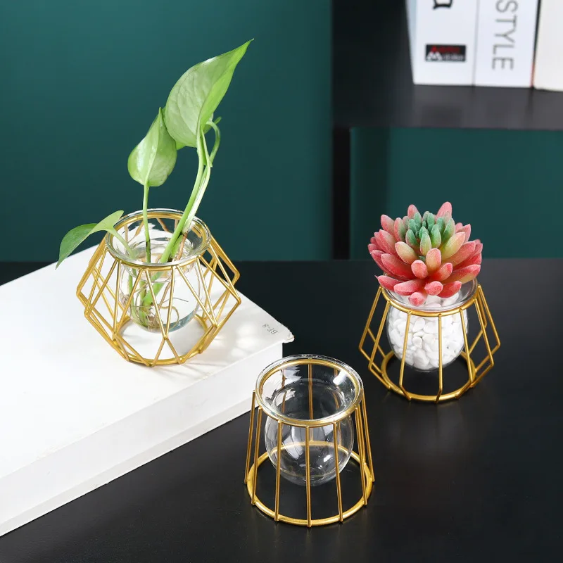 Nordic simple gold geometric iron hydroponic metal vase living room table top decoration glass flower vase ornaments