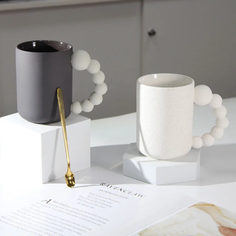 Wholesale 16oz Plain New Design Nordic Clay Handmade Ceramic Coffee Mug with Unique Handle