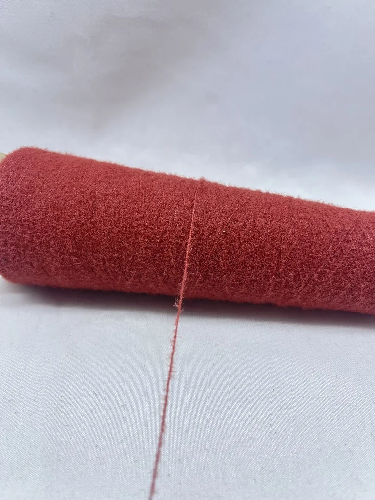 Wholesale Nylon 0.7 Peach Red Plush Fluffy Mink Fur Crochet Line Yarn For Knitting Machine