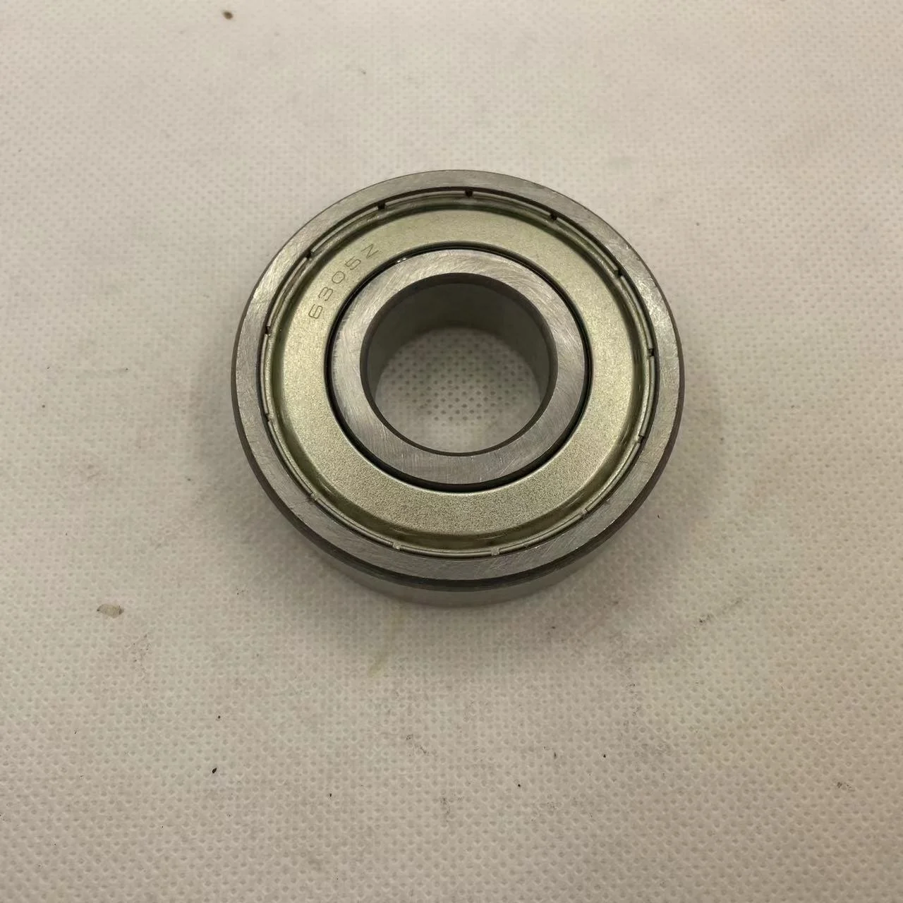 Tractors  Bearing for  CLAAS  AGCO John Deere 1139002   DC215527 7701030686