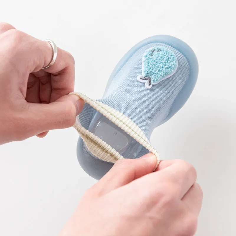 Factory Direct Price Anti-Slippery Warm Animal Applique Infant Walker Cute Hot Sell Quality Indoor Toddler Baby Shoes