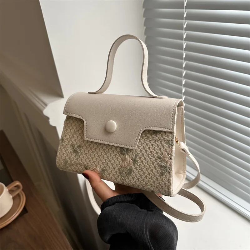 Rattan Straw Bag Fashion Woven Handmade Braid Crossbody Bag Large Capacity Messenger Bag Summer Beach