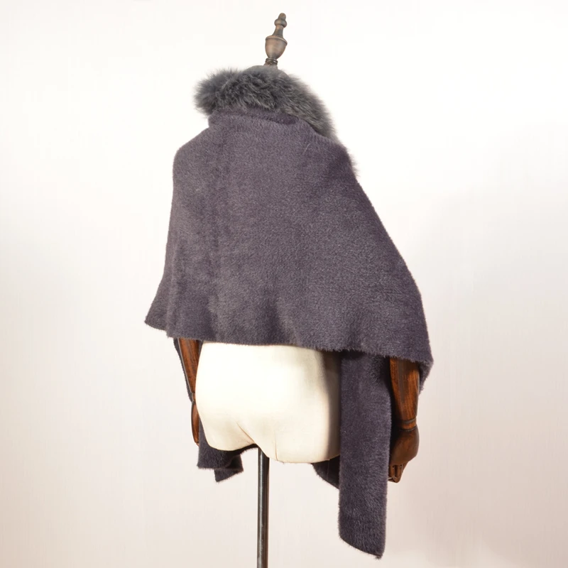Wholesale Custom Ladies Elegant Fur Collar Knitted Cape Poncho Shawl With Fur Collar