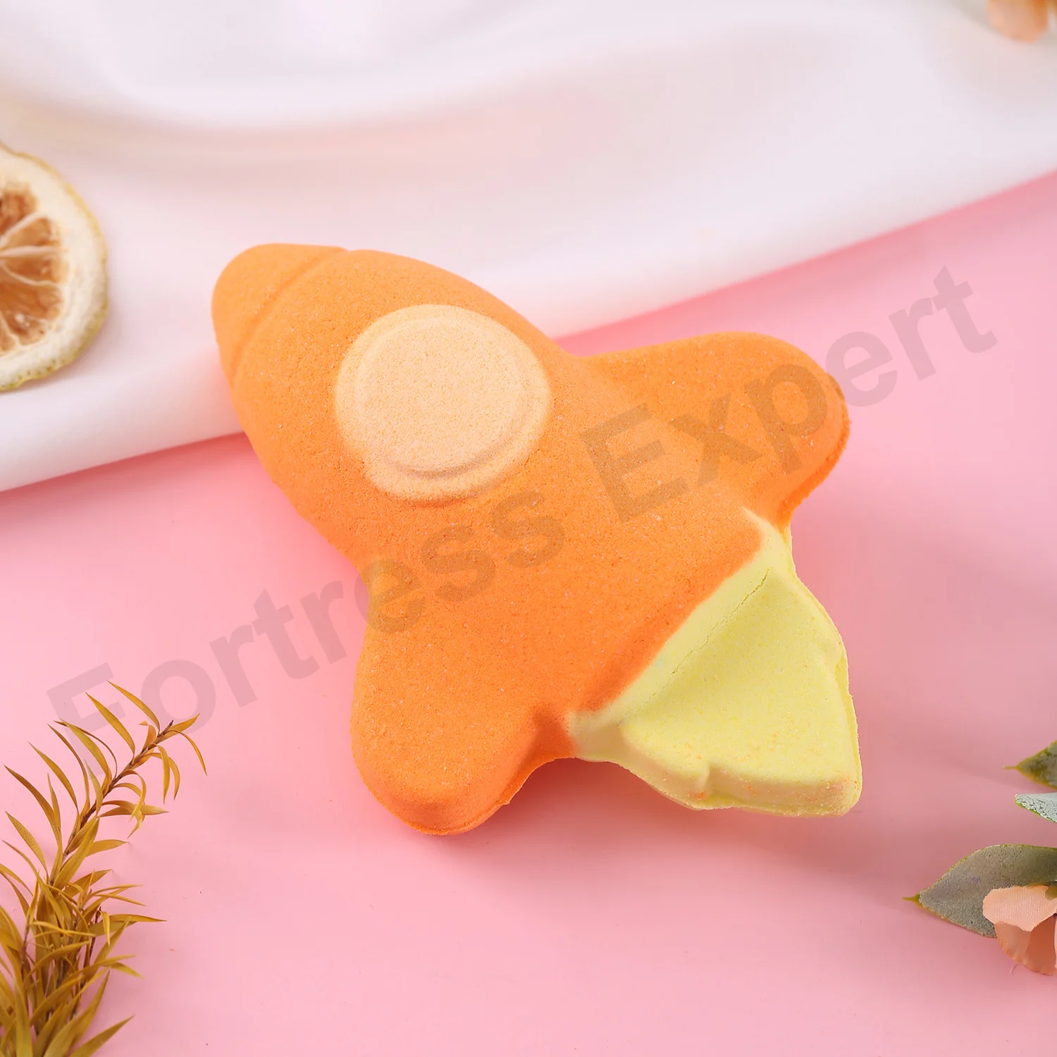 OEM Wholesale Factory Private Label Organic Bath Bomb Rocket Ship Characteristic Bath Bomb Bathtub Bomb