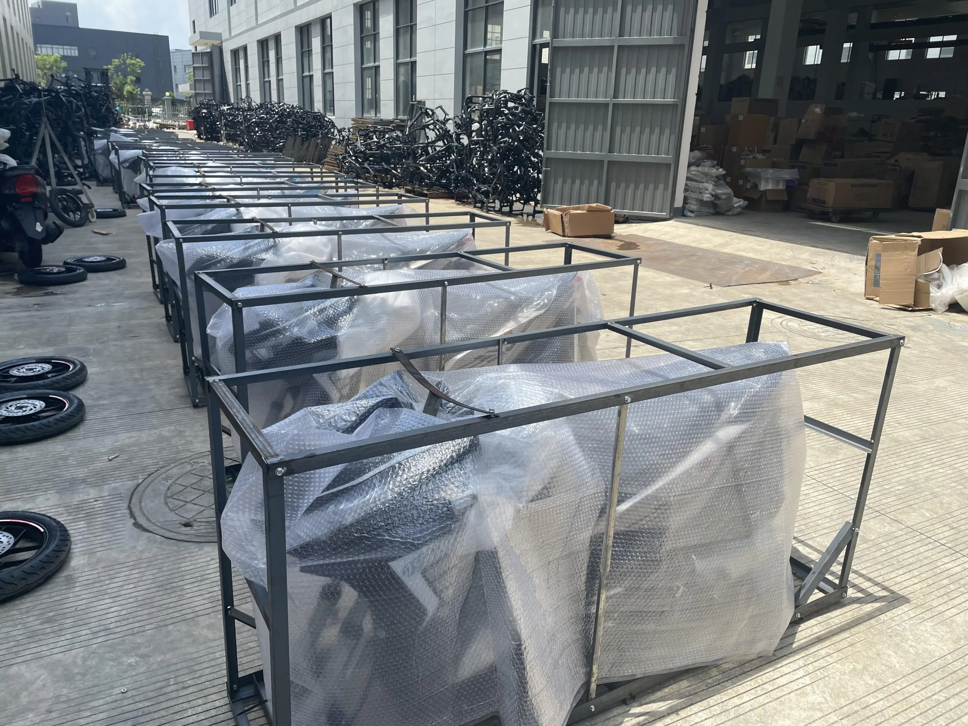 Hot sell mini legal gas moped 49cc city transportation gas mother scooter for sale adult