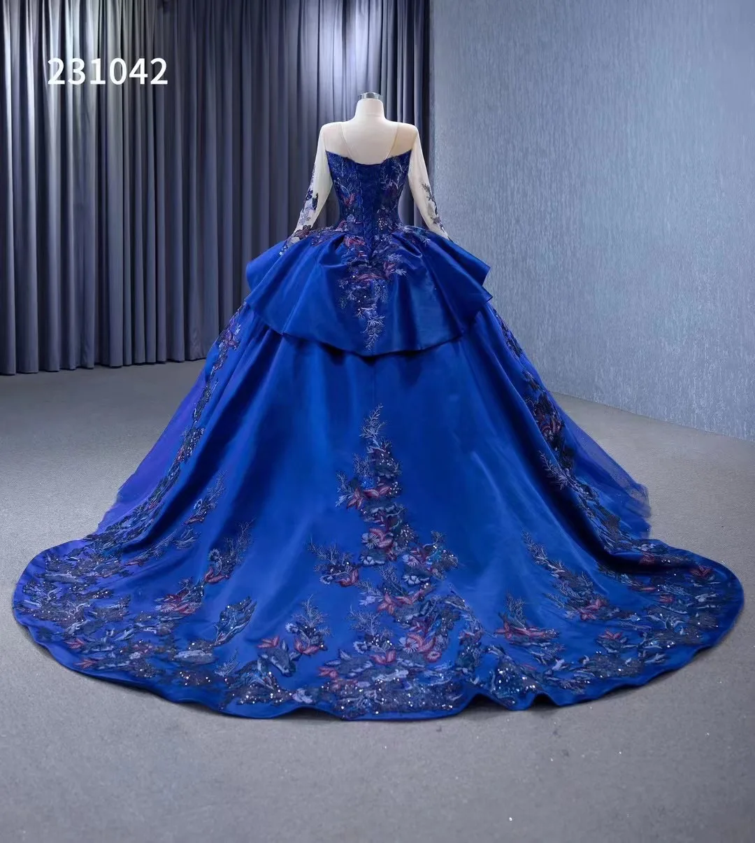 Feishiluo Wholesale  Muslim Full Sleeves Royal  Blue  bridal ballgown  luxury Fluffy wedding dresses  Custom Made