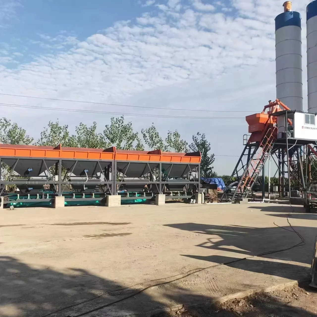 High Efficiency HZS 25/ 35/50/60/75/90 M3 Concrete Mixing Plant batching plant New Condition with Good Price
