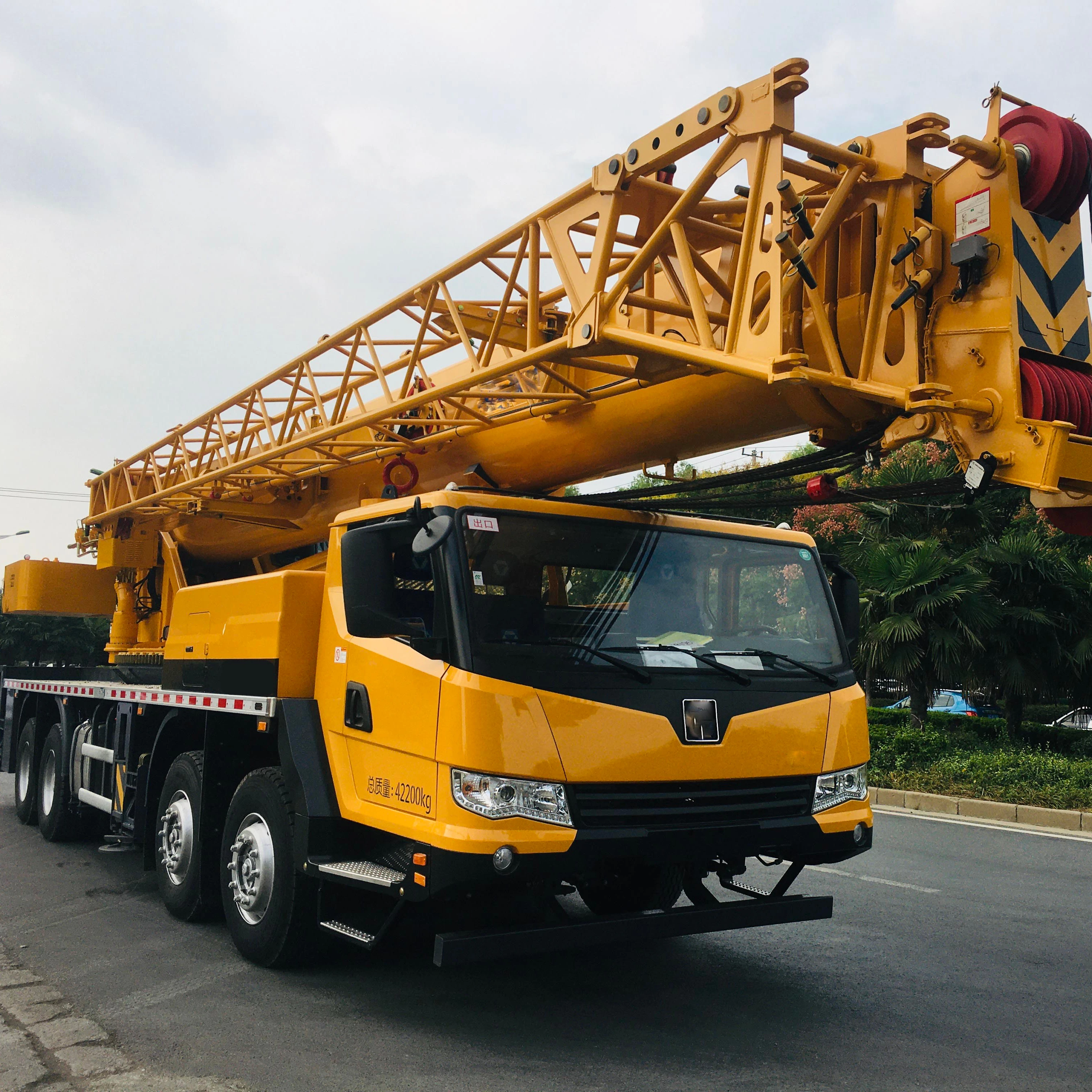 Truck Crane Qy50kd 8*4lhd 50 Ton Hydraulic Telescopic Boom 58.1m For Sale