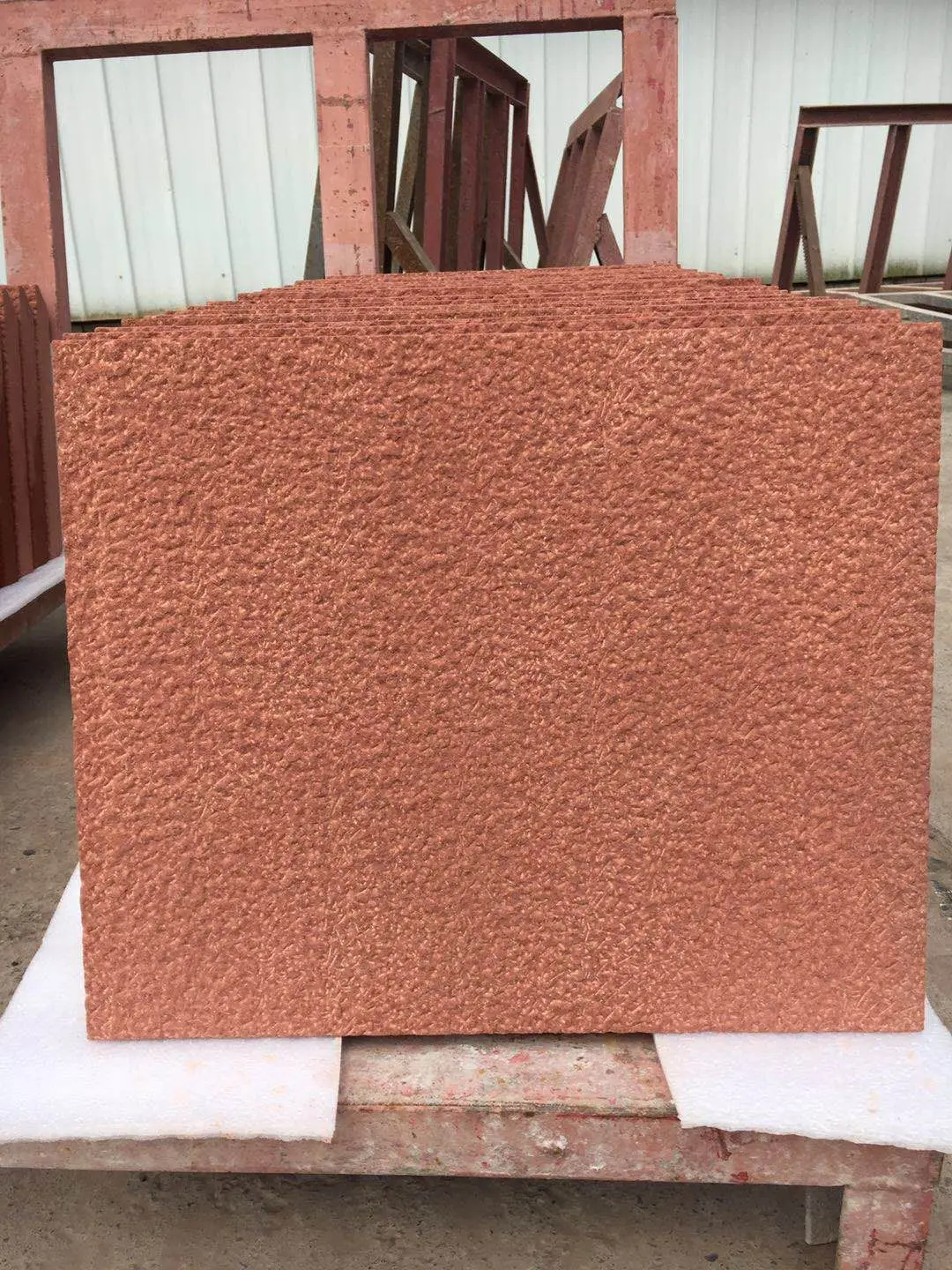 Natural China Pure Red Sandstone Slabs Tiles Pavers Coping Stone Honed Bushhammered