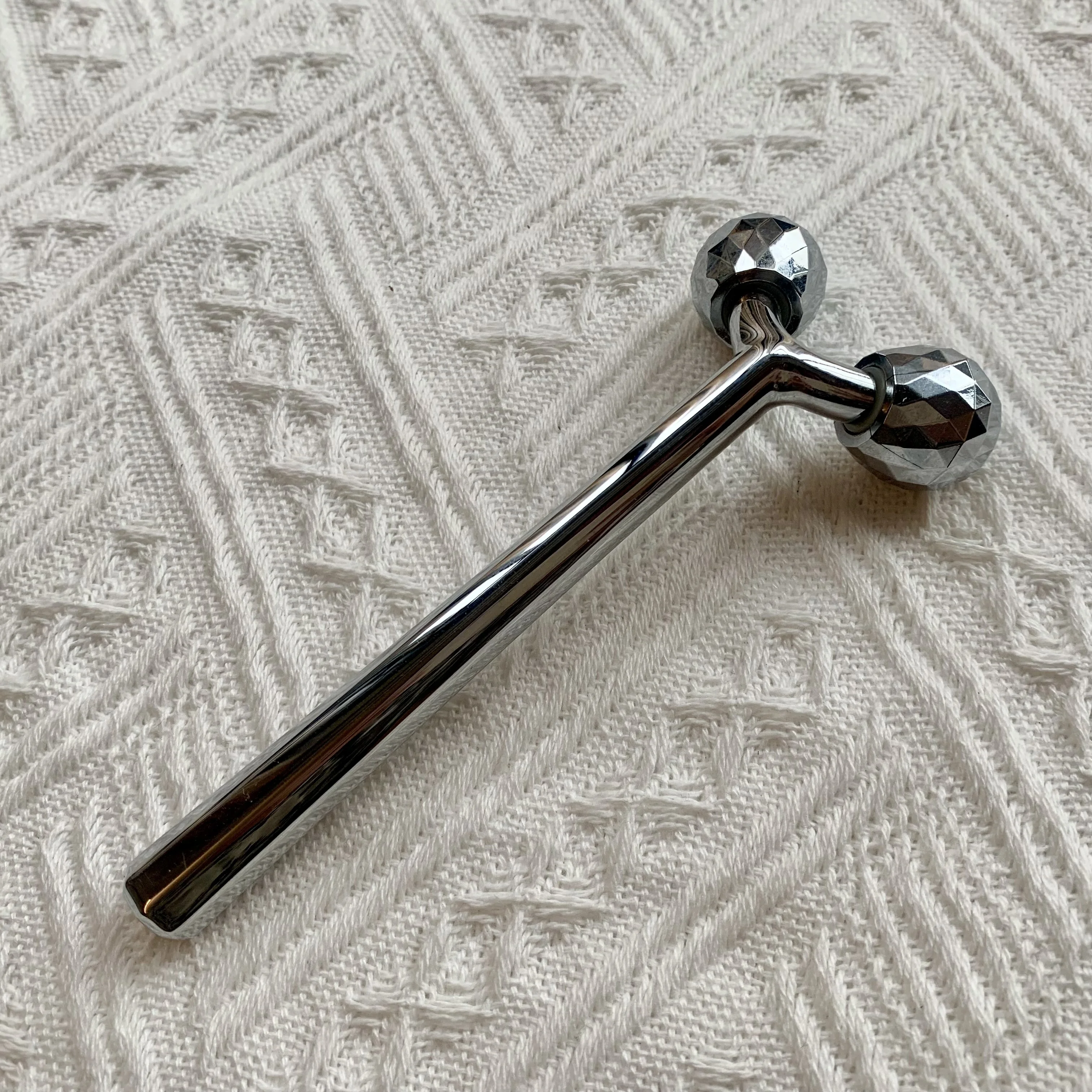 Skin care tool 3D Y shape massage roller face and neck lifting slimming massager for wrinkles remover