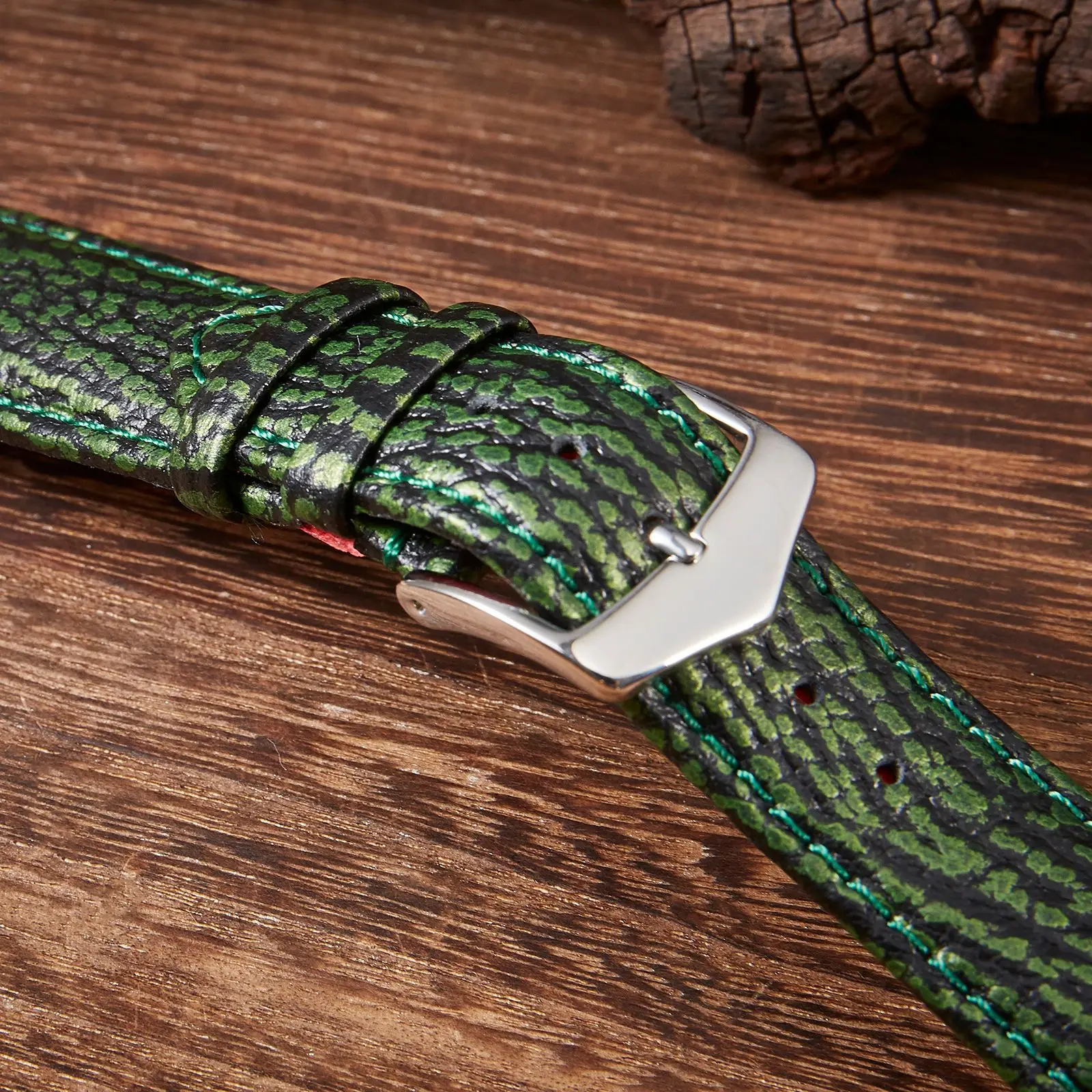 New Shark Pattern Genuine Leather Watch Strap Personality Quick Release Watch Bands  Soft Strap Men18-22Mmspot Goods