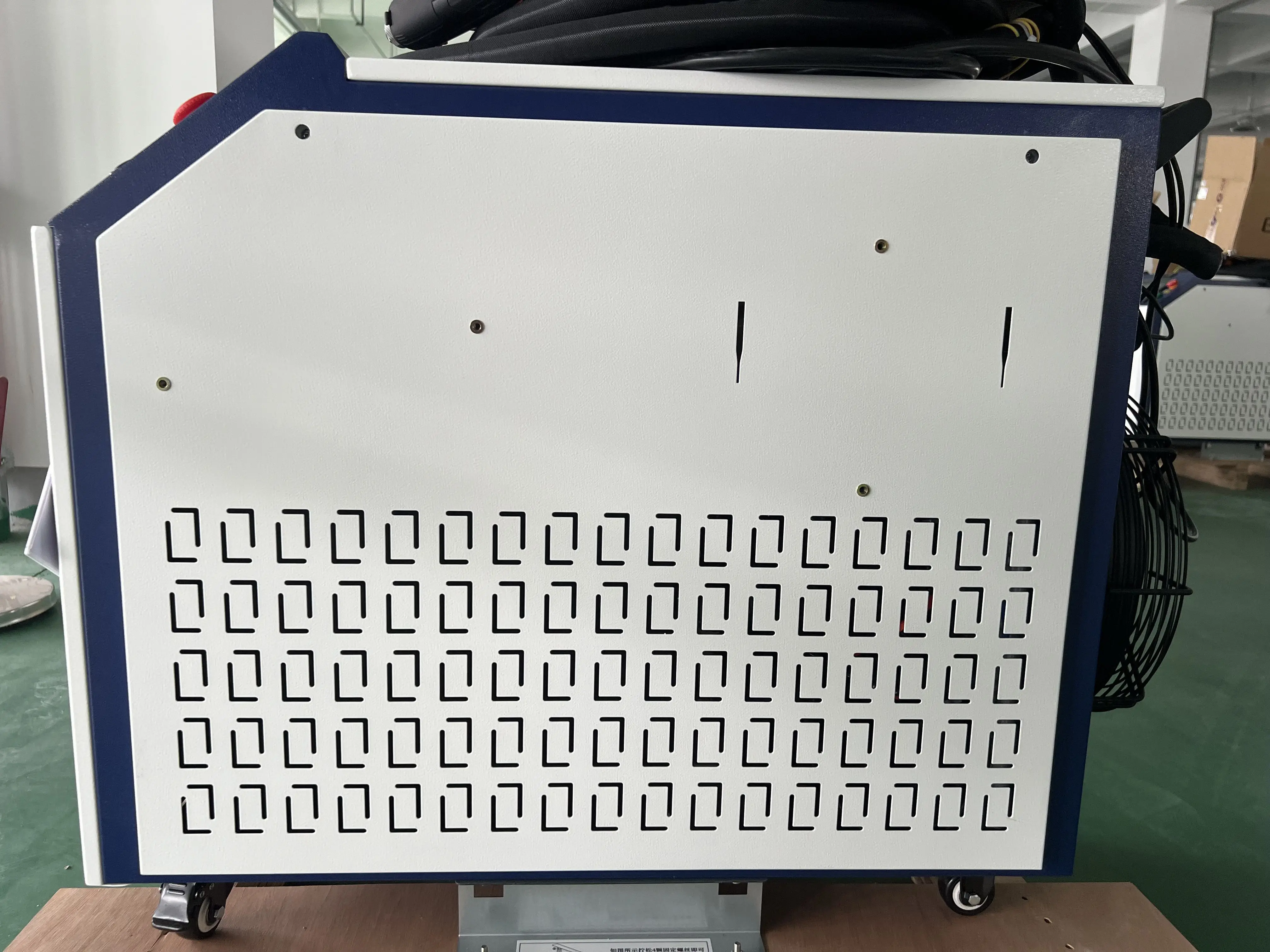 Handheld integrated air-cooled laser welding machine for metal