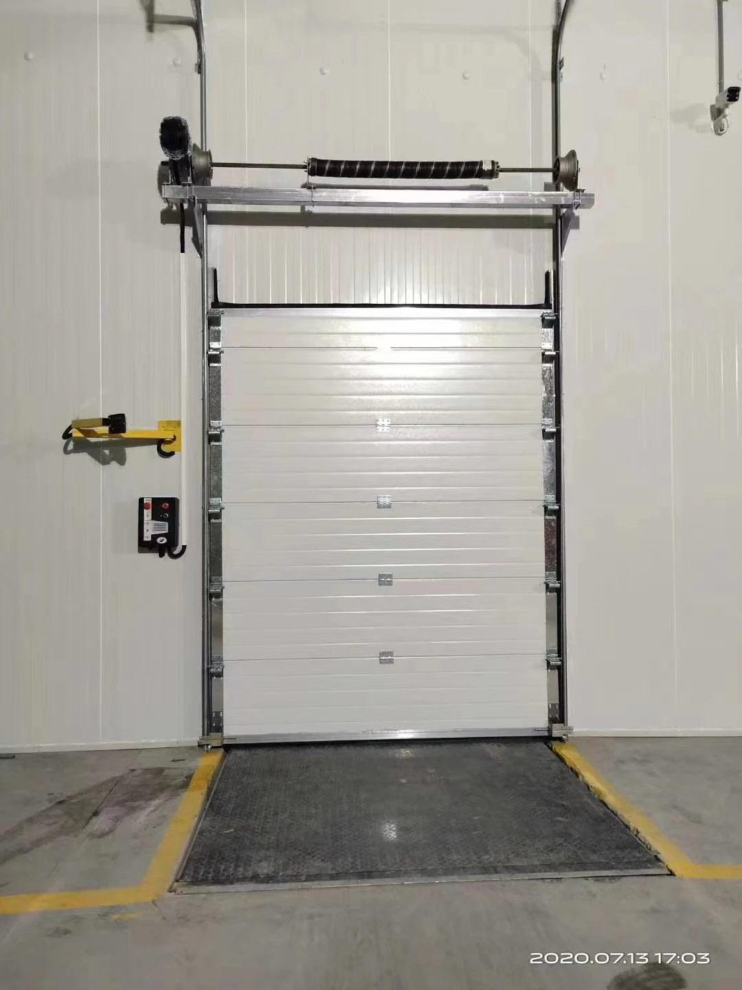 Customized  Automatic aluminum alloy   Factory Industrial Flap sectional  Doors