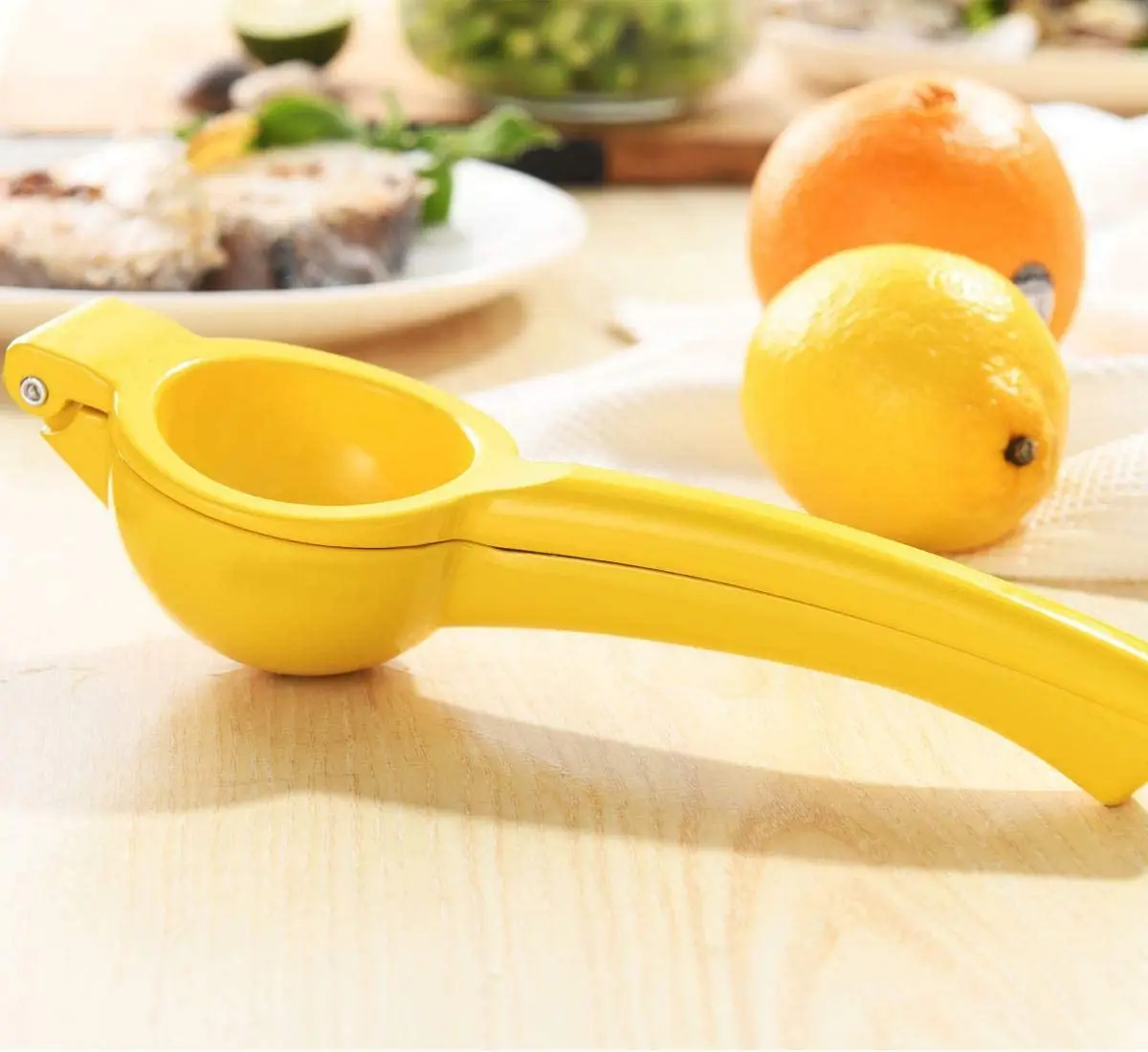 Professional Fruit Manual Juicer Lime Press Metal Citrus Lemon Squeezer