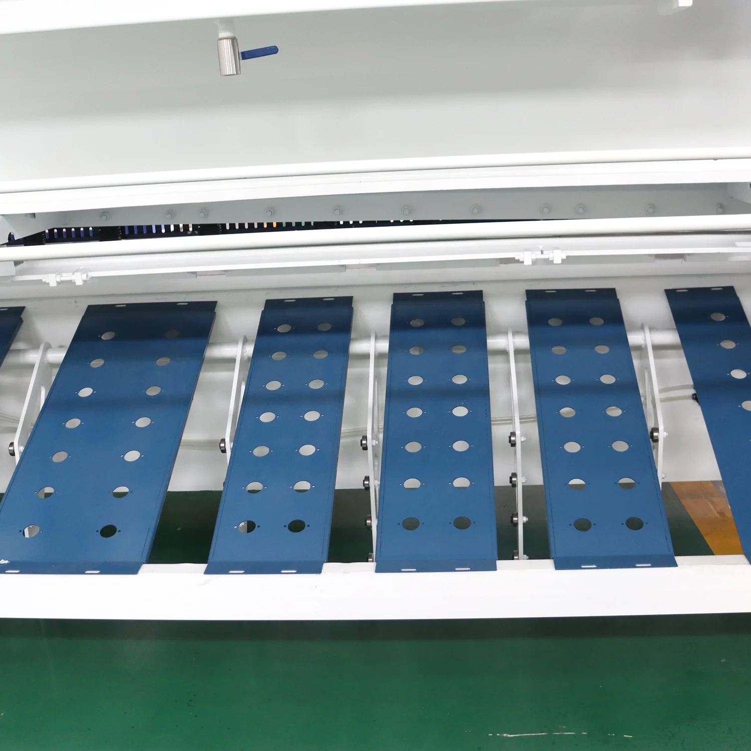 JUGAO 2-8mm Iron Stainless Steel Plate Sheet Hydraulic Swing Beam Shears Shearing Machine