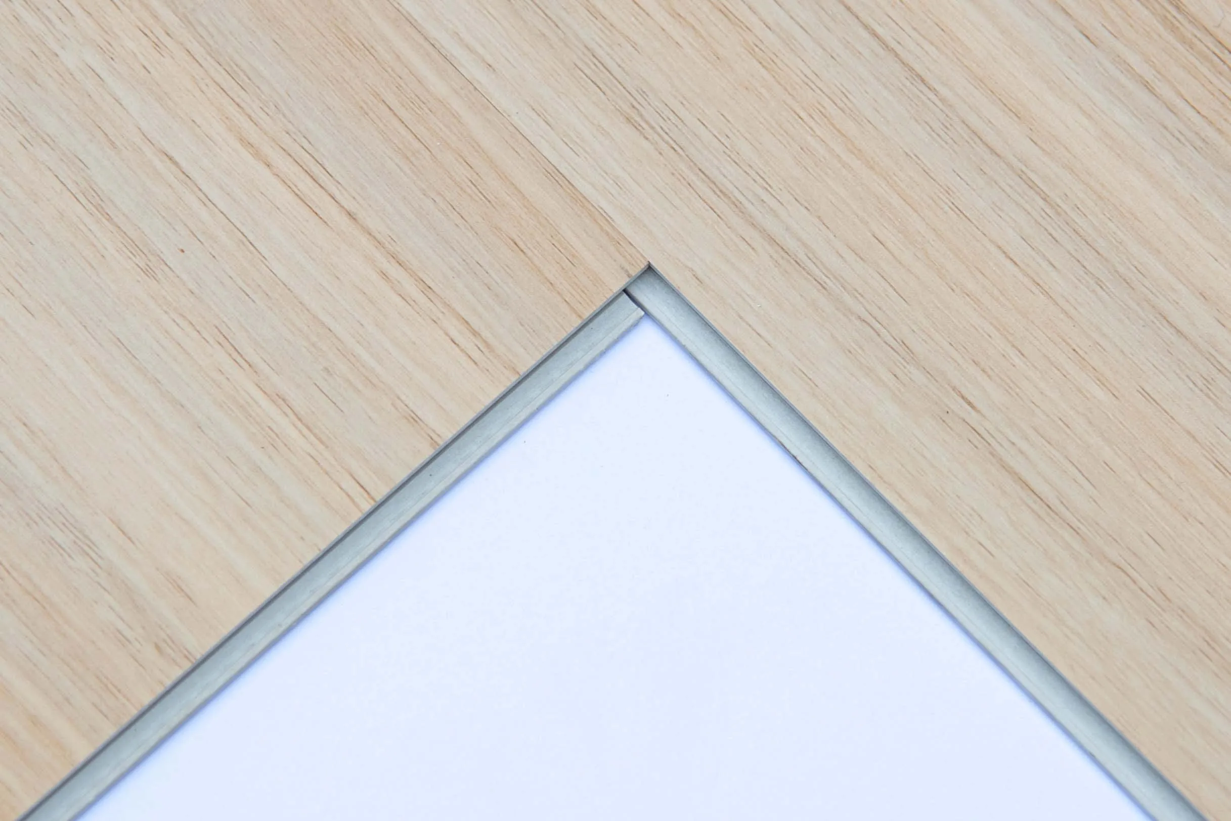Spc Vinyl Floor Coverings Anti-Slip 2mm/3mm/8mm Plastic Flooring Easy Click Lock Home Office Hospital Living Room Grain Parquet