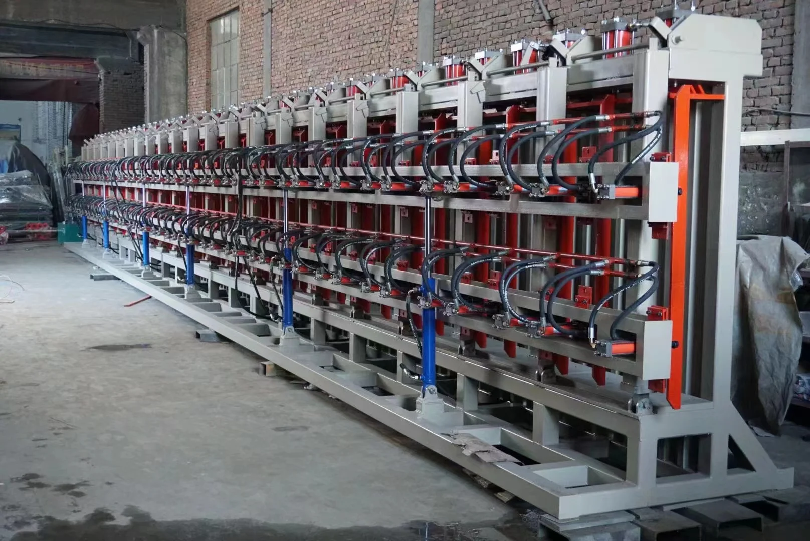 Hydraulic Woodworking glulam timber Beam Wood Board Laminated Press Rotary Composer Clamp Carrier Machine