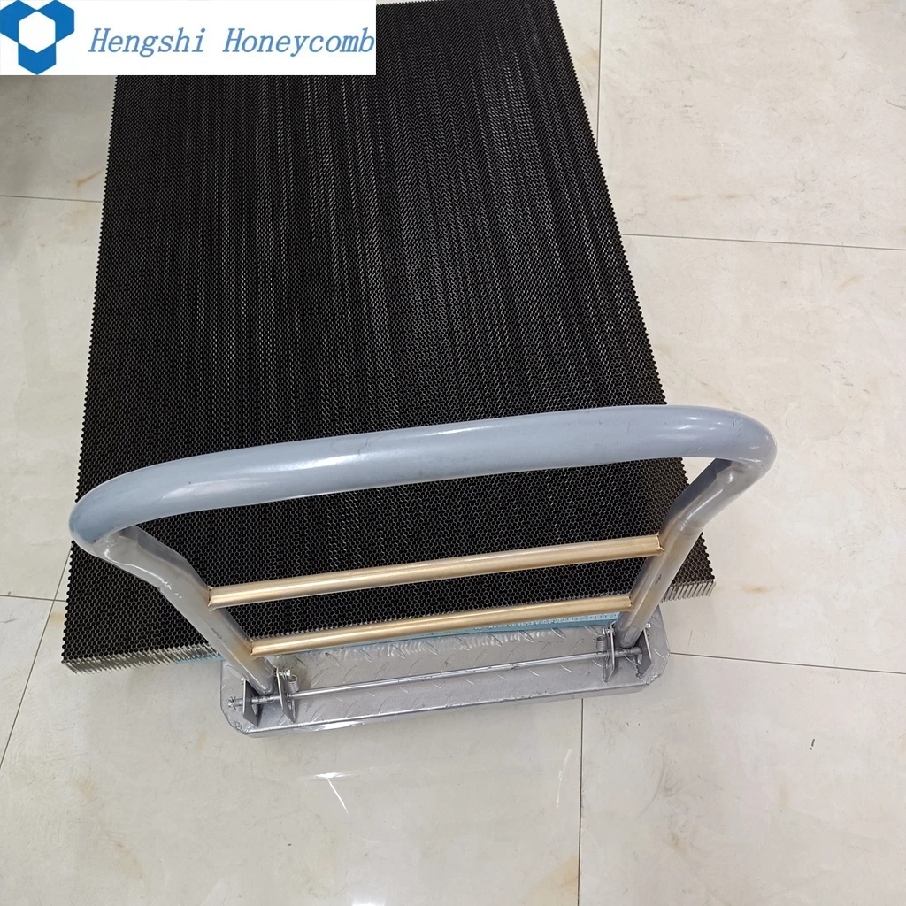 Hengshi Honeycomb Hot Sell SUS 316L Embedded Braze Tape Welding Honeycomb Mesh