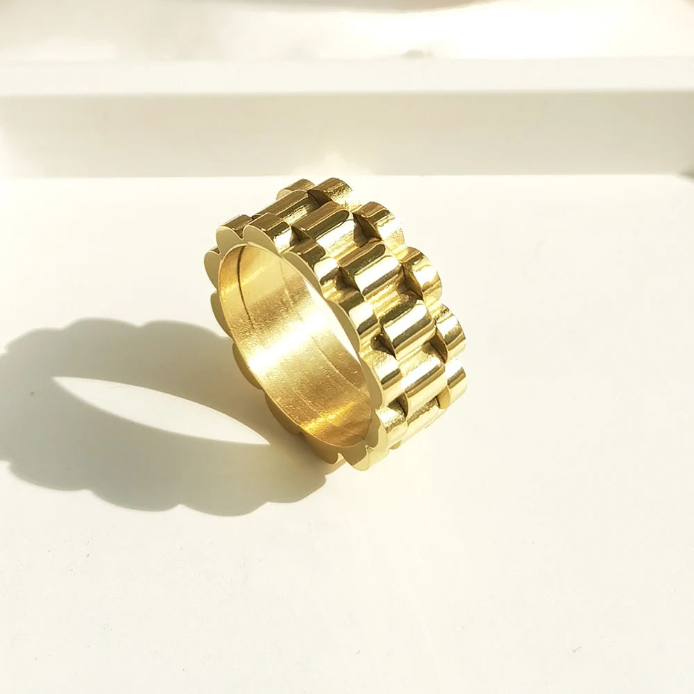 IVIAPRO New Arrival Ins Hot High End 18K Gold Plated Band Rings Stainless Steel Rings