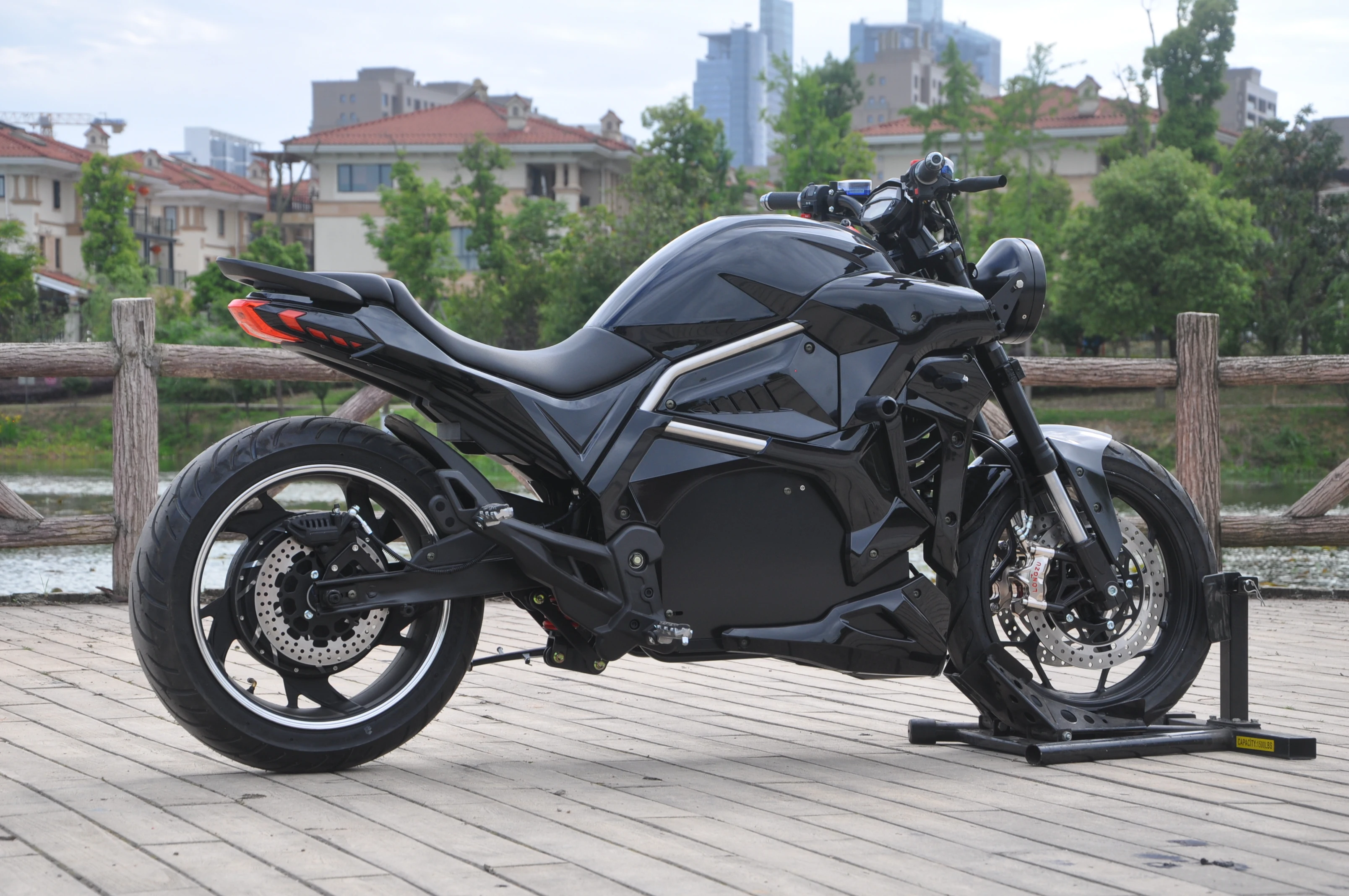 New Model Z1000 Full Size Racing Electric Motorcycle 5000w/ 8000w/ 10000w/ 20000w for Adults