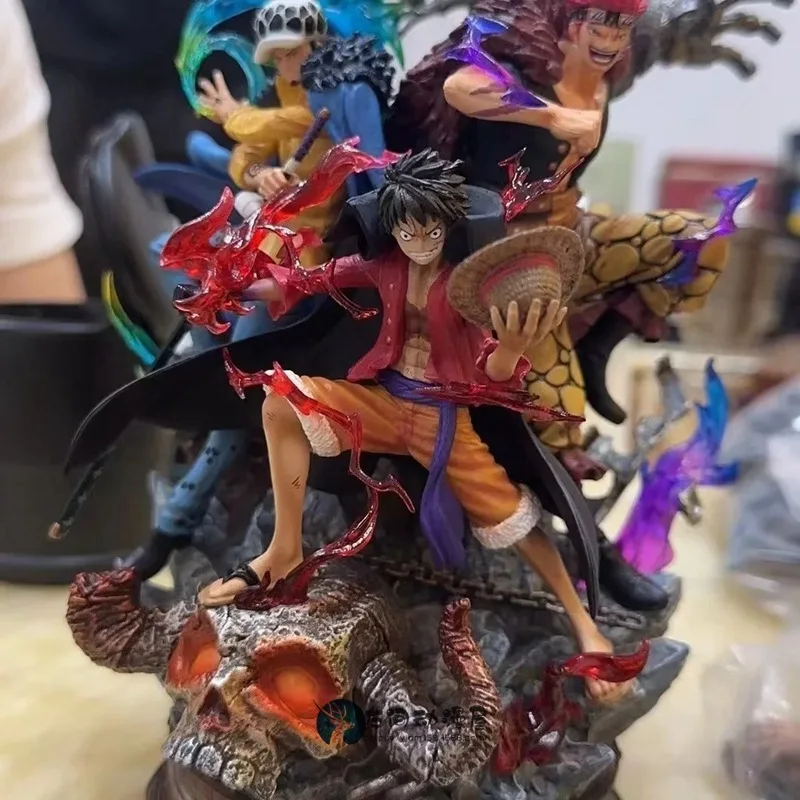 24cm One Pieced LX Ghost Island Anime Fighter Luffy Eustass Kid Law Three Captain GK Navigation King Model Statue Ornament