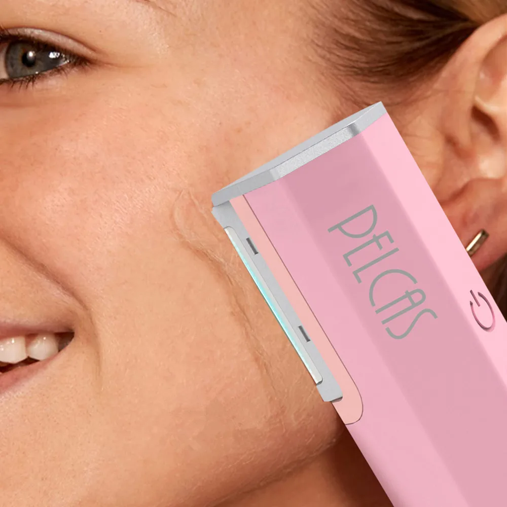 2 in 1 Professional Wireless Charging Long-lasting Ultrasonic Exfoliating Dermaplaning Tool with microcrystalline heads